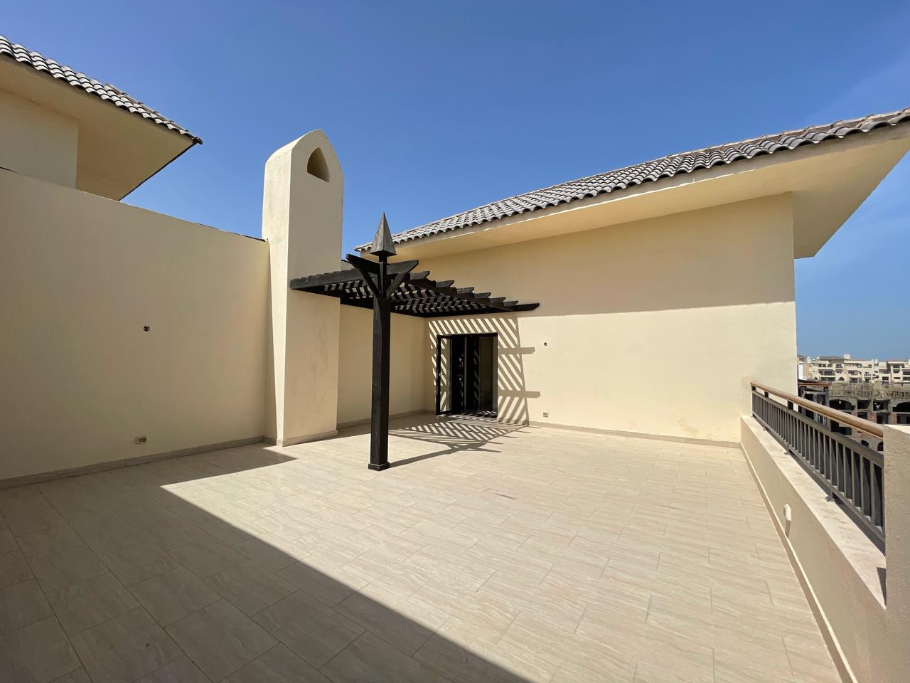 One Bedroom Sea View Luxury Property 03803