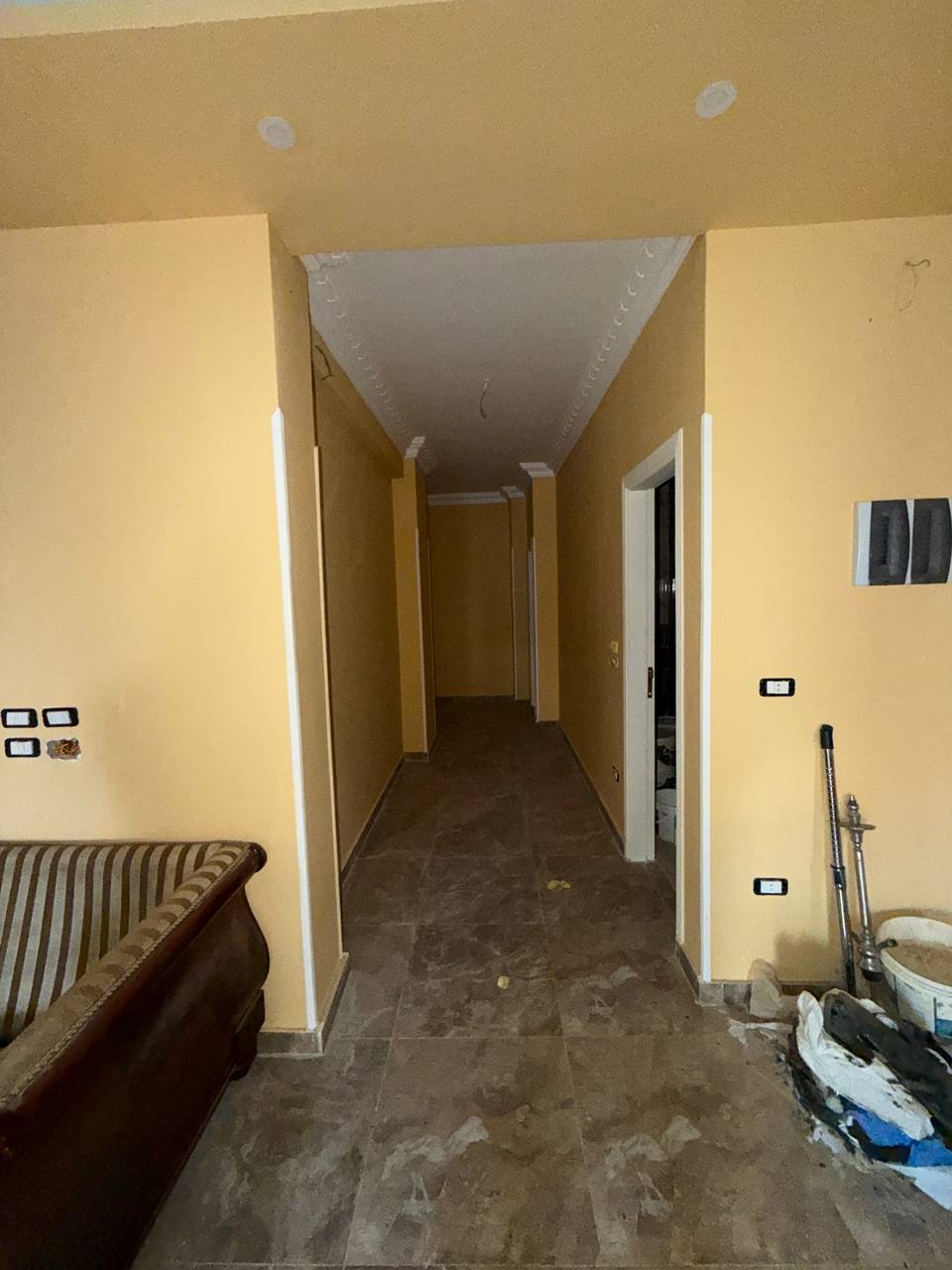 Apartment for Sale in Magawish – Inside a Villa 3 bedrooms