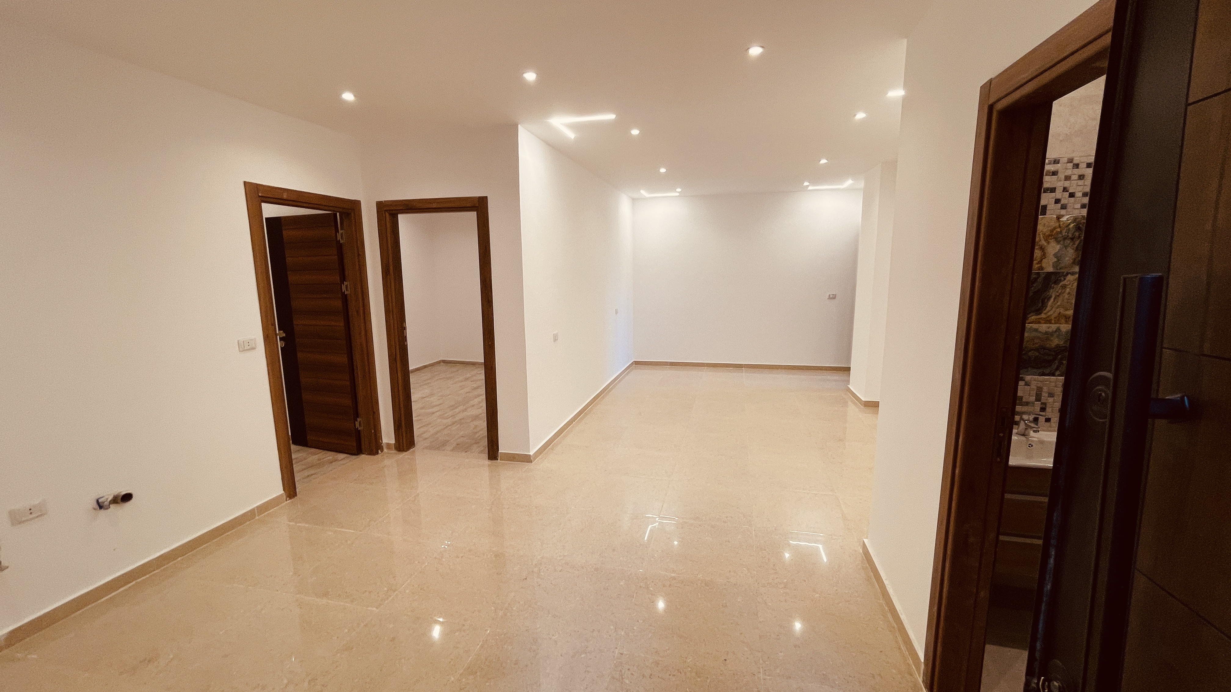 Two Bedroom in  the Old Kawthar Area at “Aero Plaza” Building