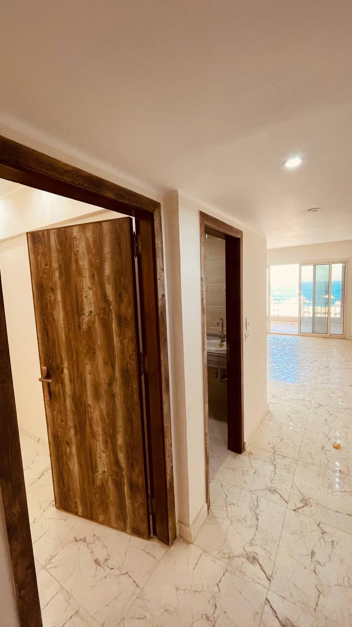 Two Apartments, Stone Heights – Where the Horizon Begins