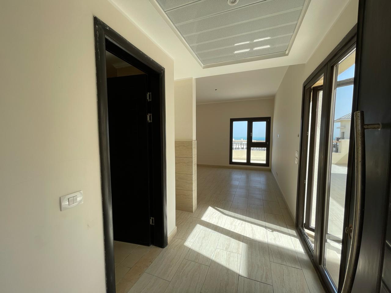 One Bedroom Sea View Luxury Property 03807