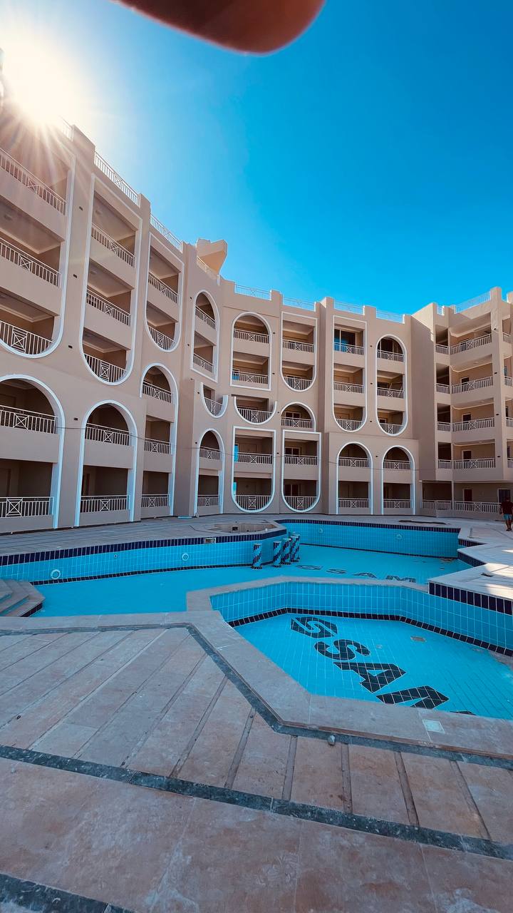 Two Apartments, Stone Heights – Where the Horizon Begins