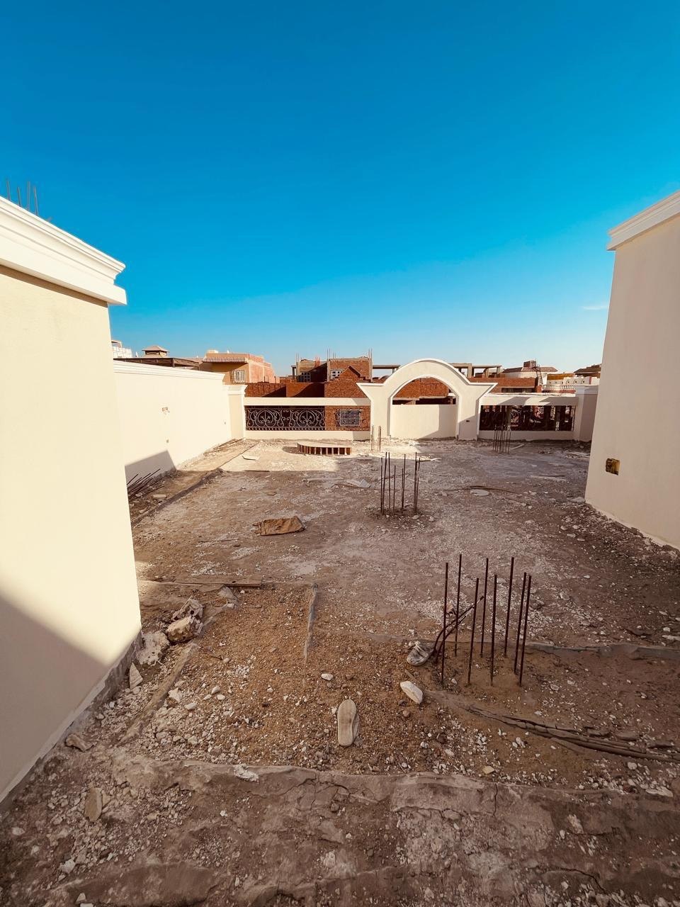 Semi-Finished Villa for Sale – Magawish | Land Area: 200 m²