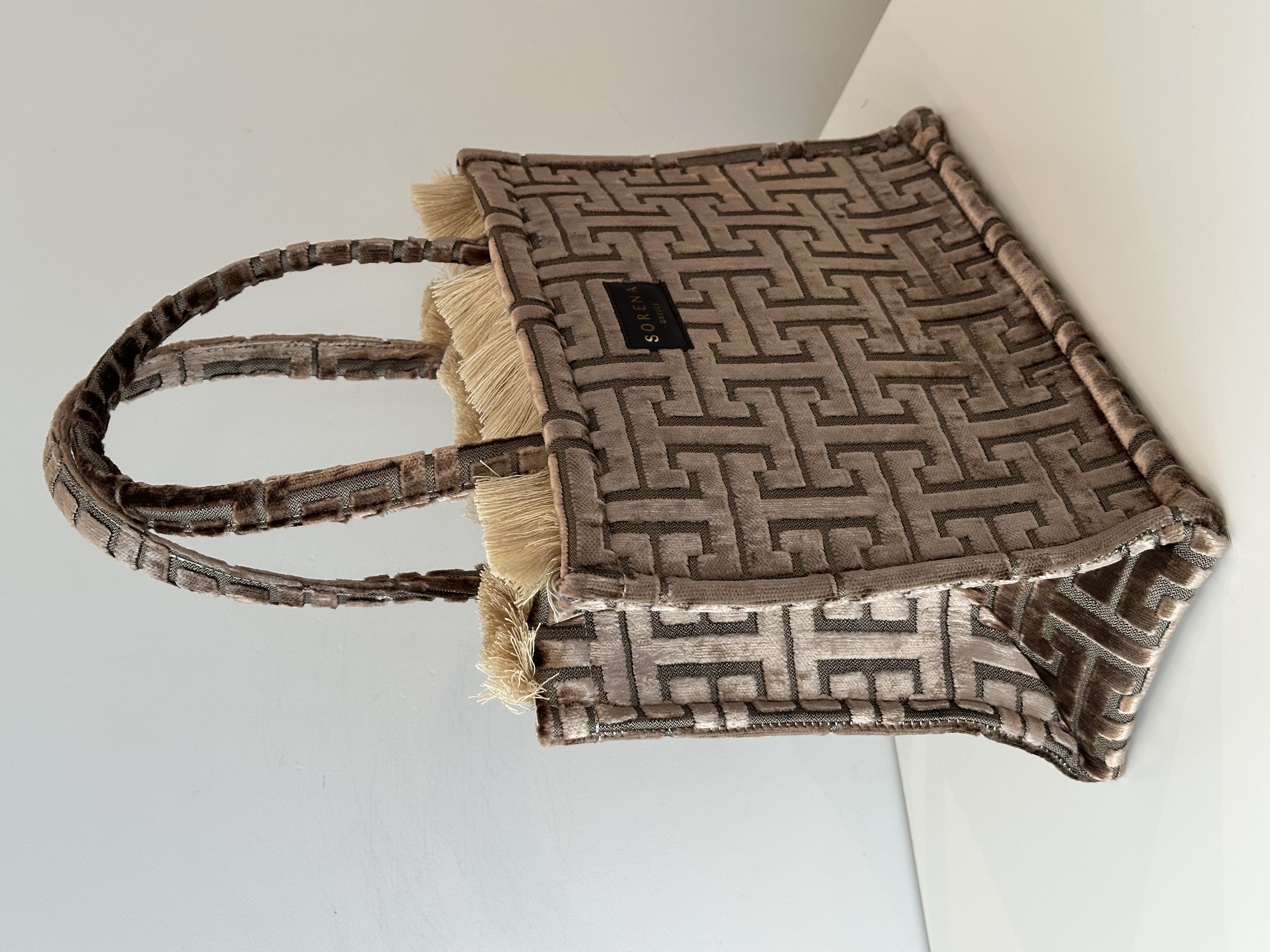 CALISTI medium tote rankinė 36x26x13,5 cm