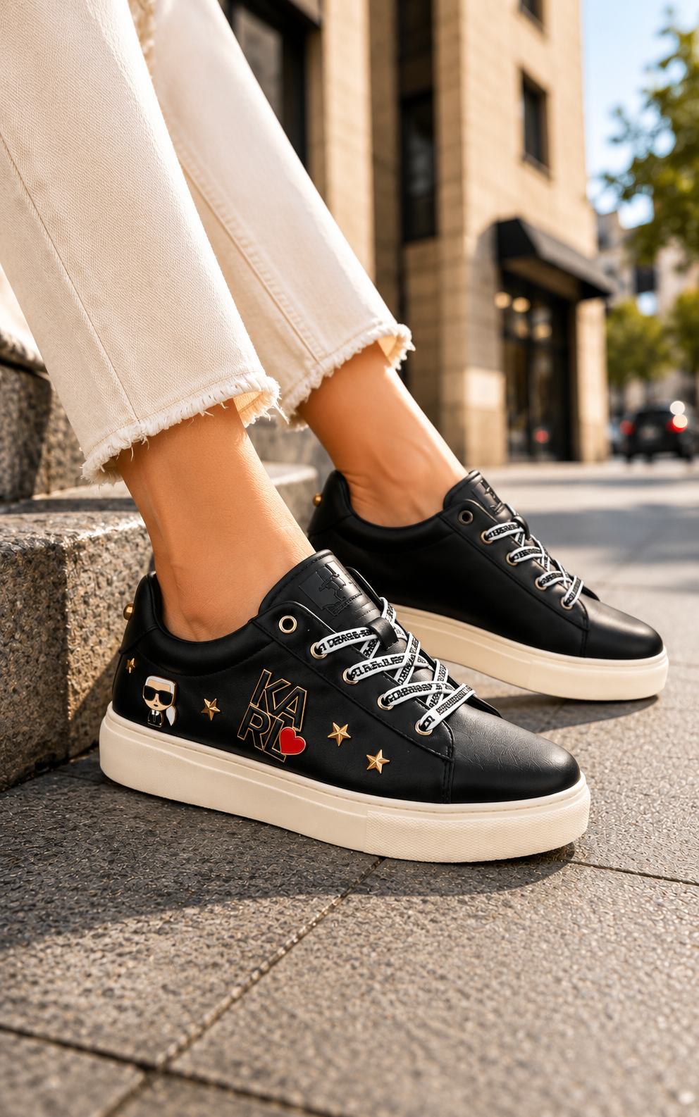 Zapatos Karl Lagerfeld Paris Cammy Embellished Negras | Dama | Talla US 5