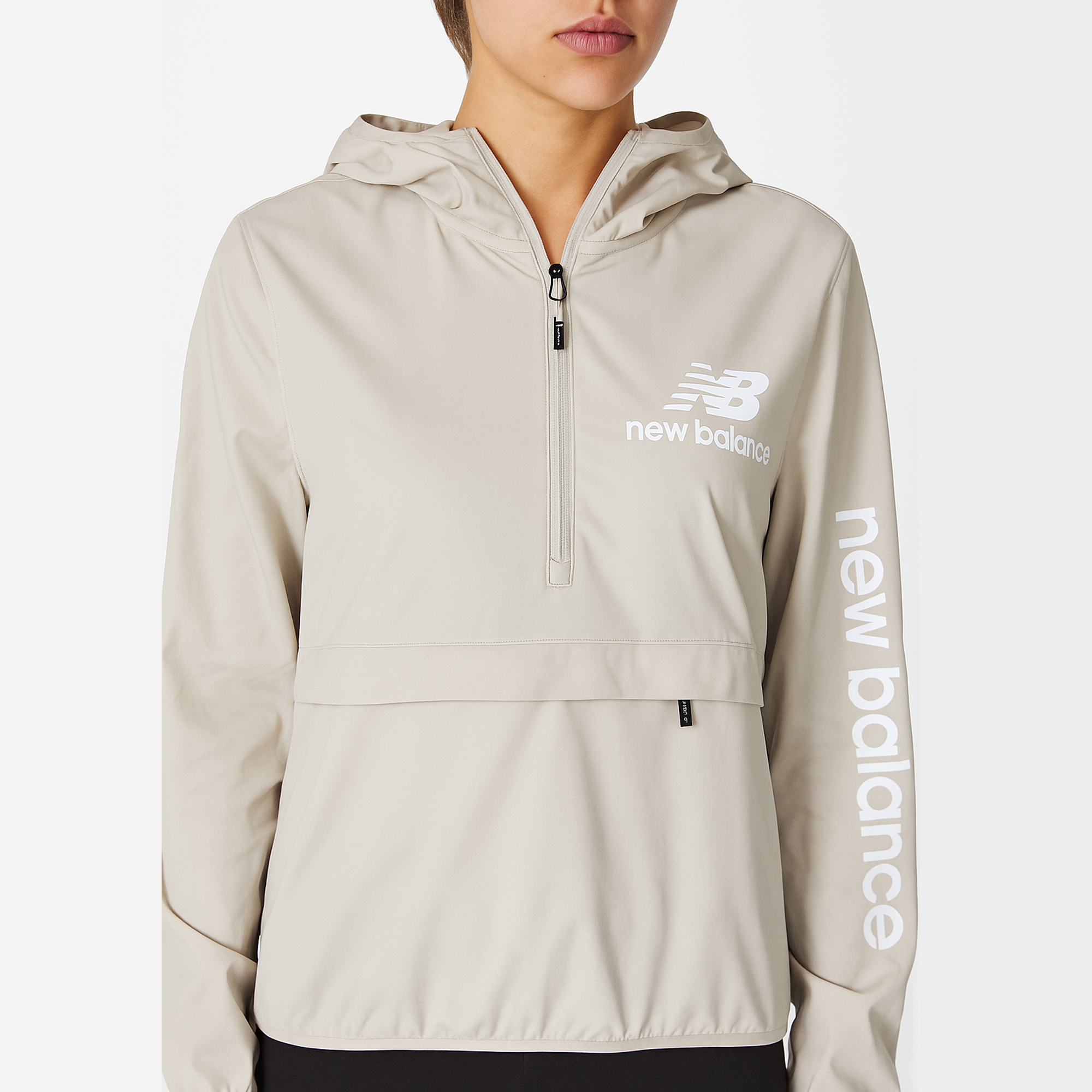 Chaqueta Cortavientos New Balance Beige | Dama | Talla US (M)