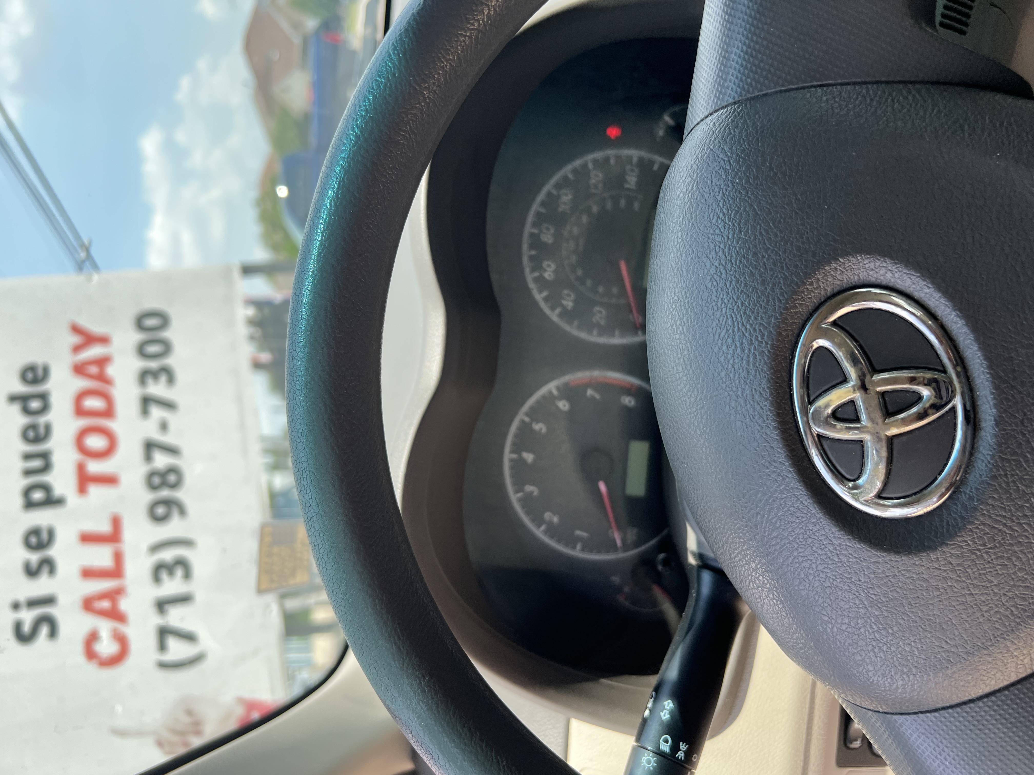 2009 Toyota Corolla – 158,130 millas