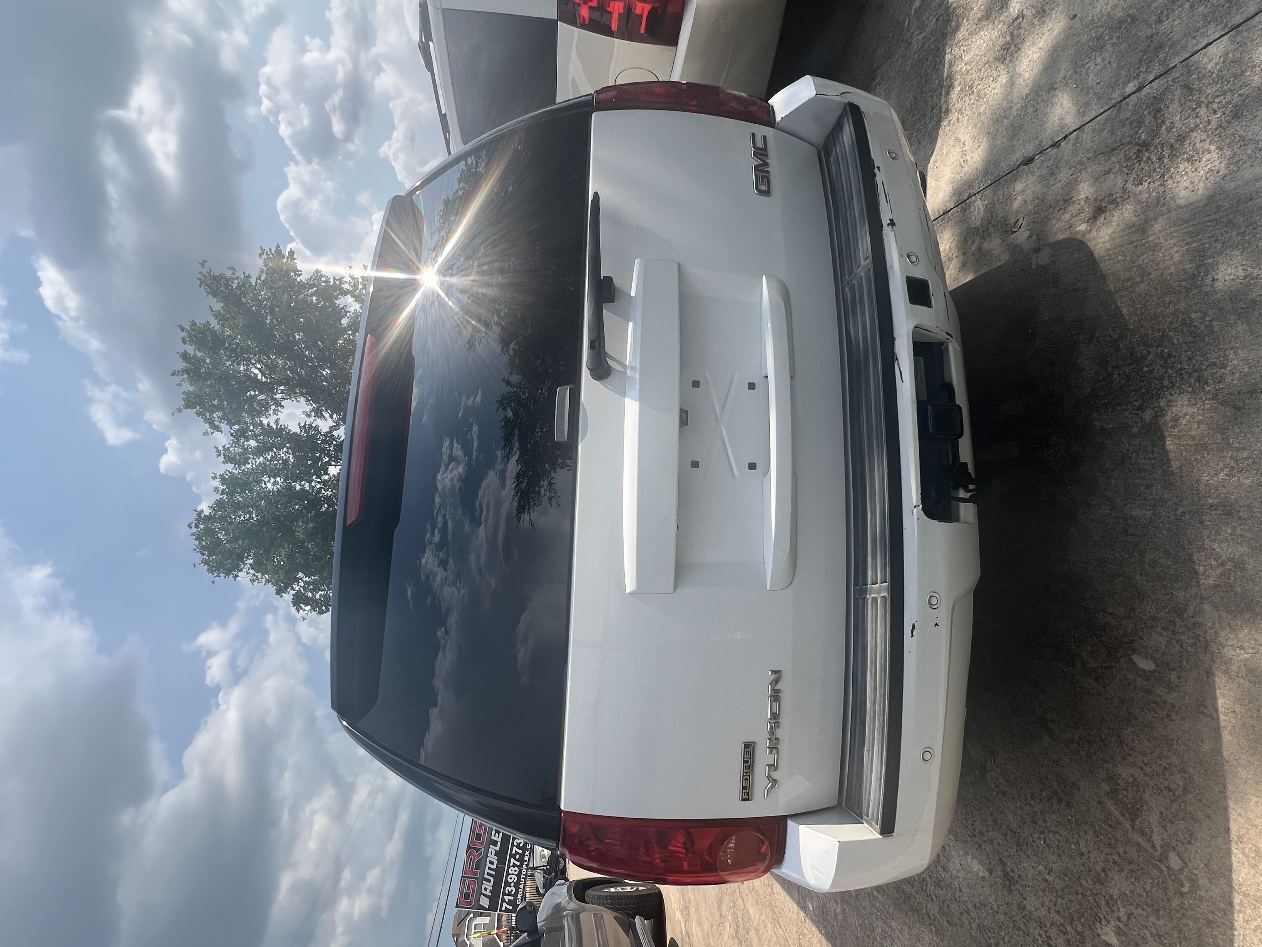 2012 GMC Yukon – 174,347 miles