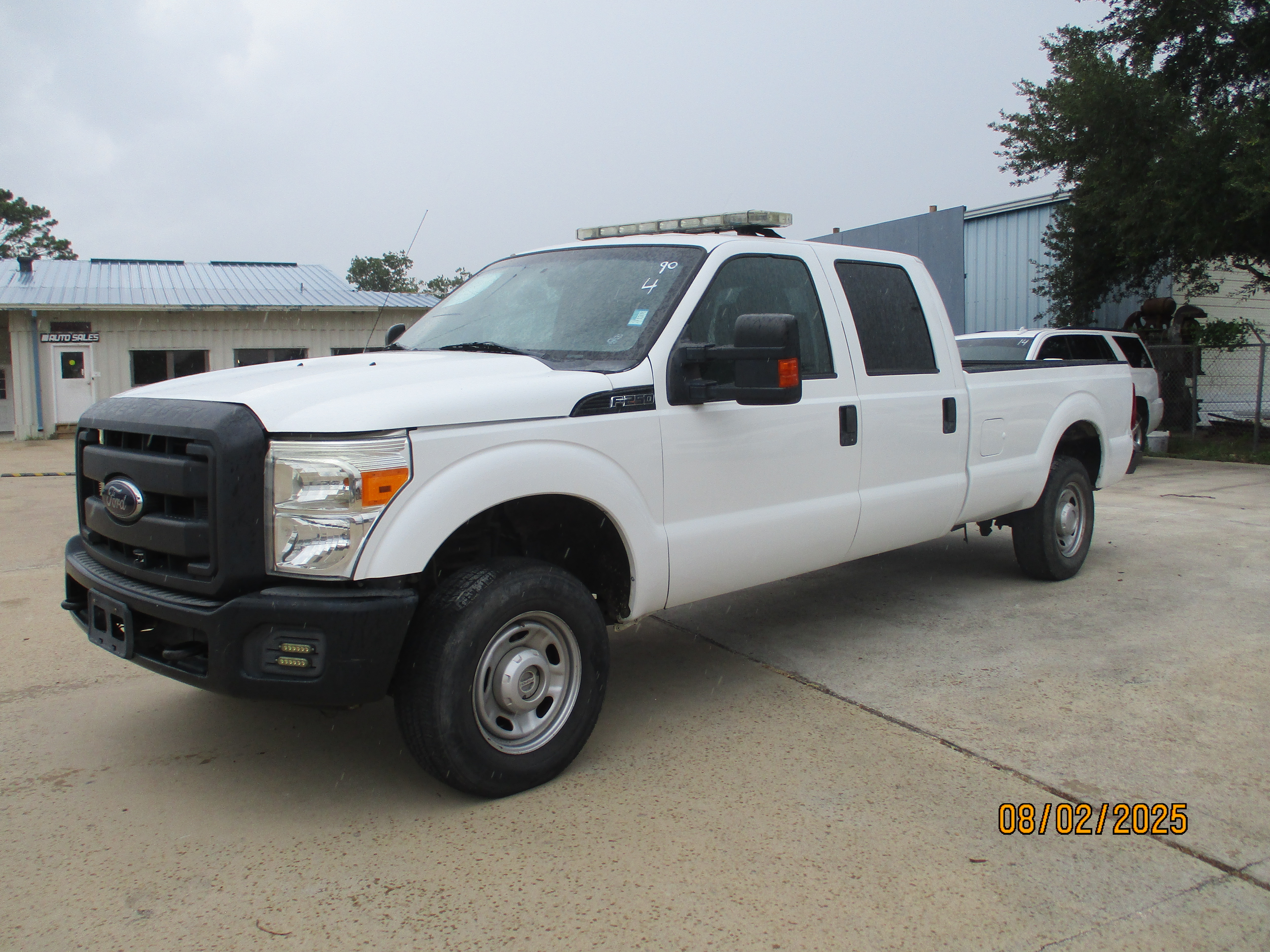 2012 Ford F-250 – 113,967 millas