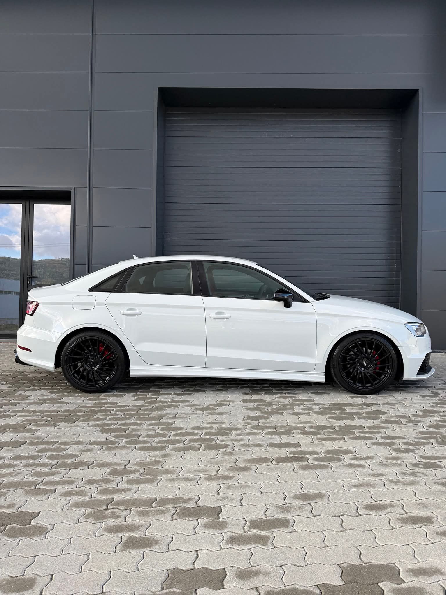 Audi A3 8V Limousine SLINE "Look RS3"