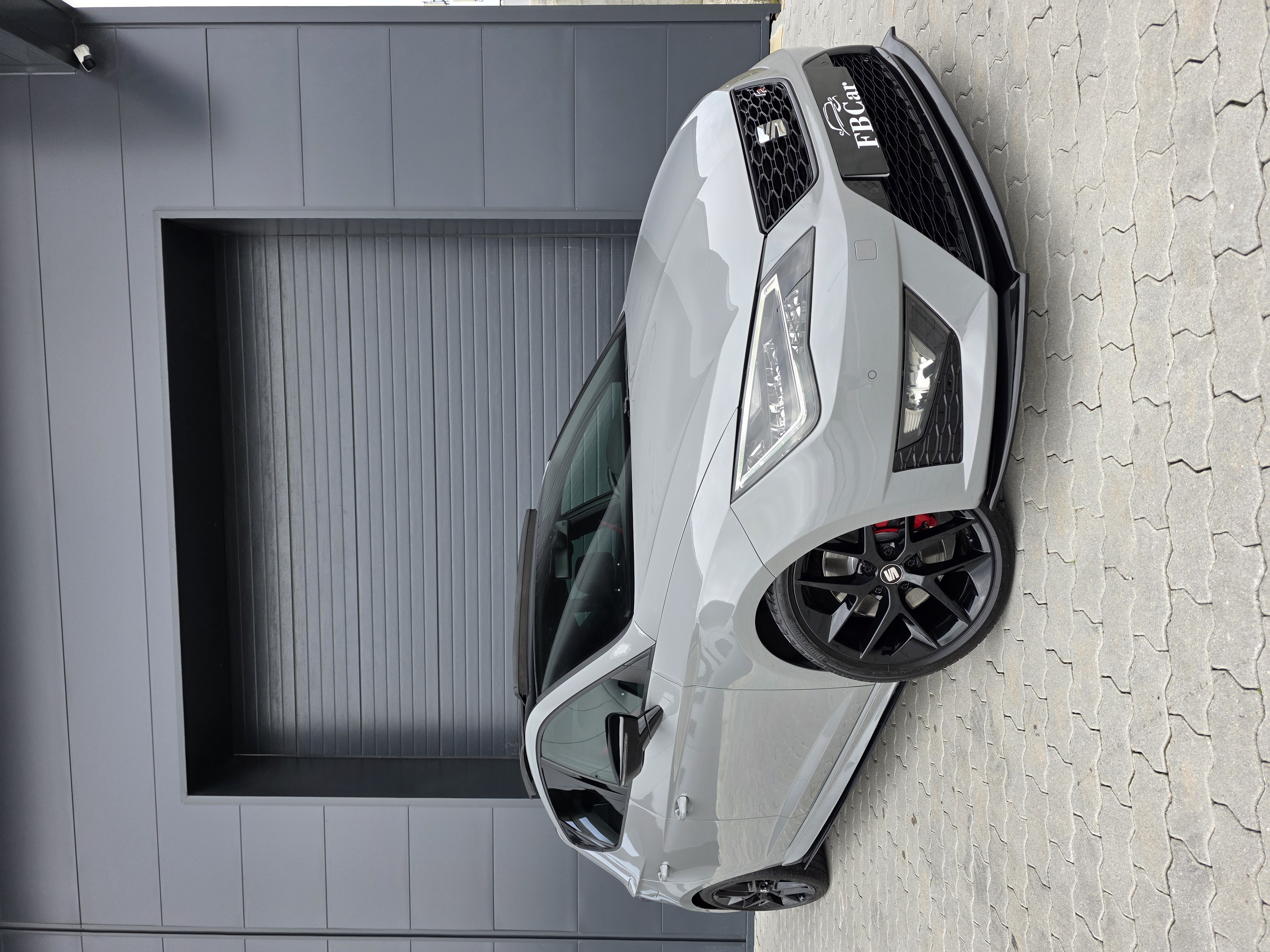 Seat Leon 5F FR Nardo Grey