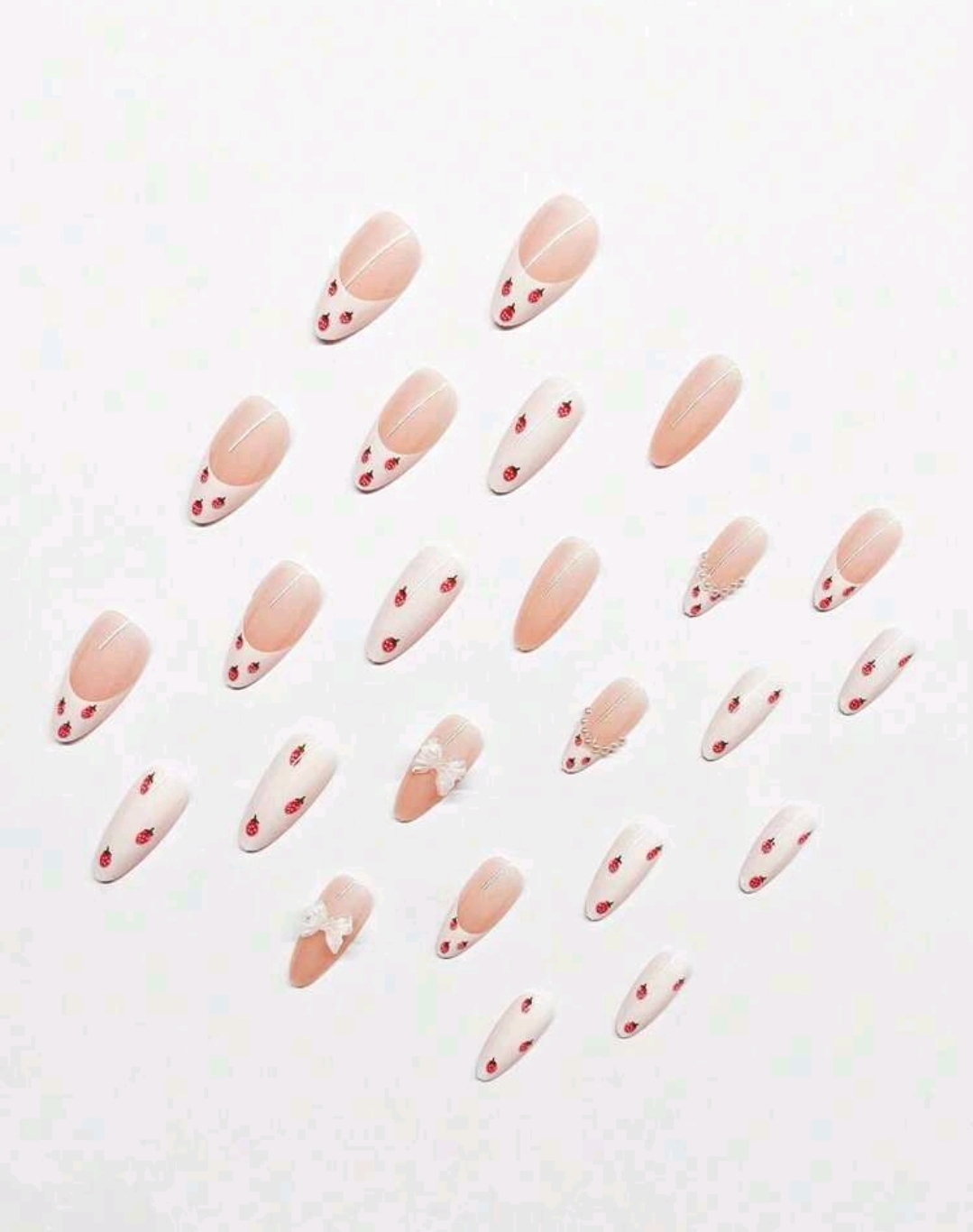 Strawberry kisses 🍓 