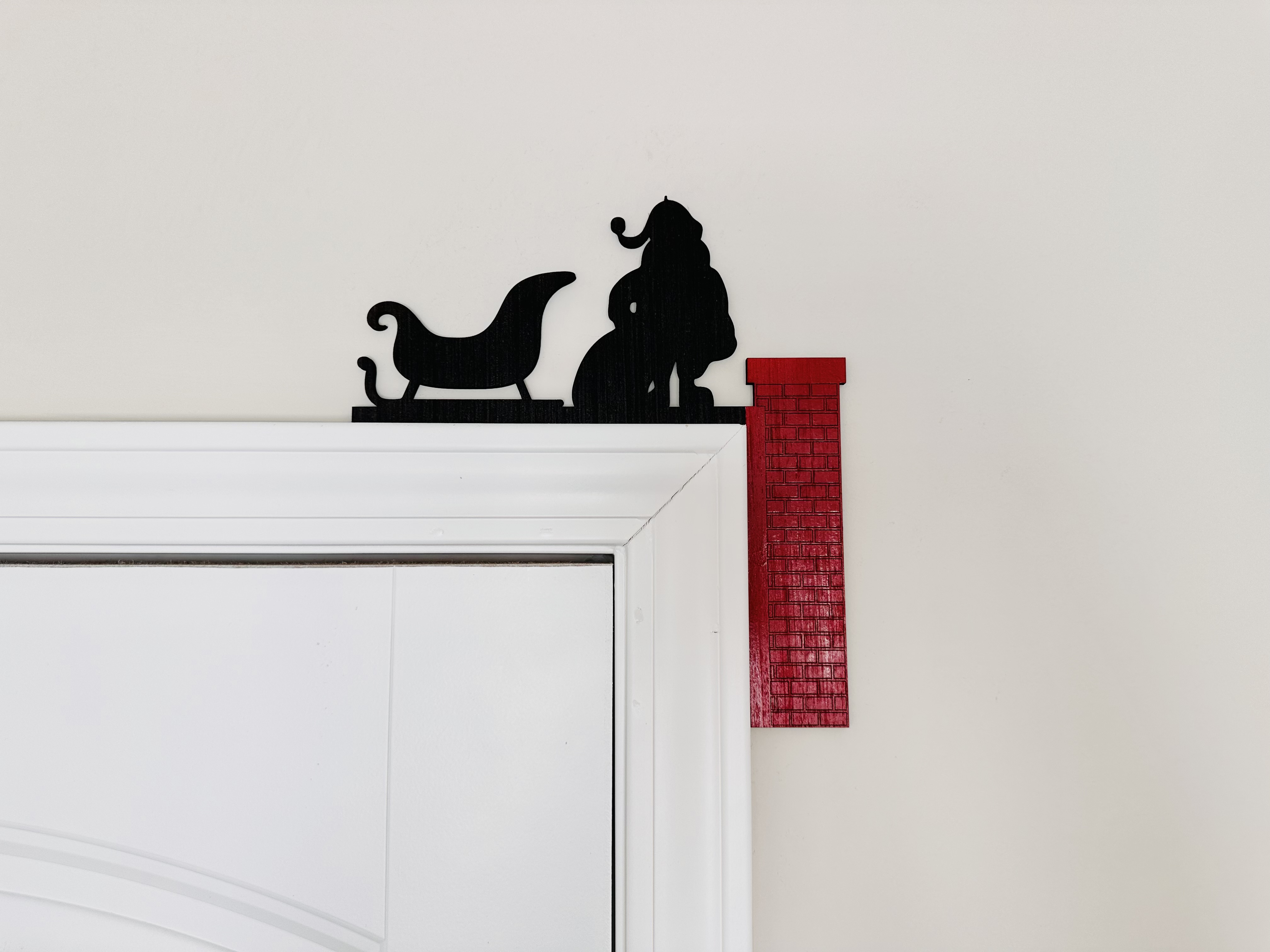 Corner Door Display - Santa on the Chimney