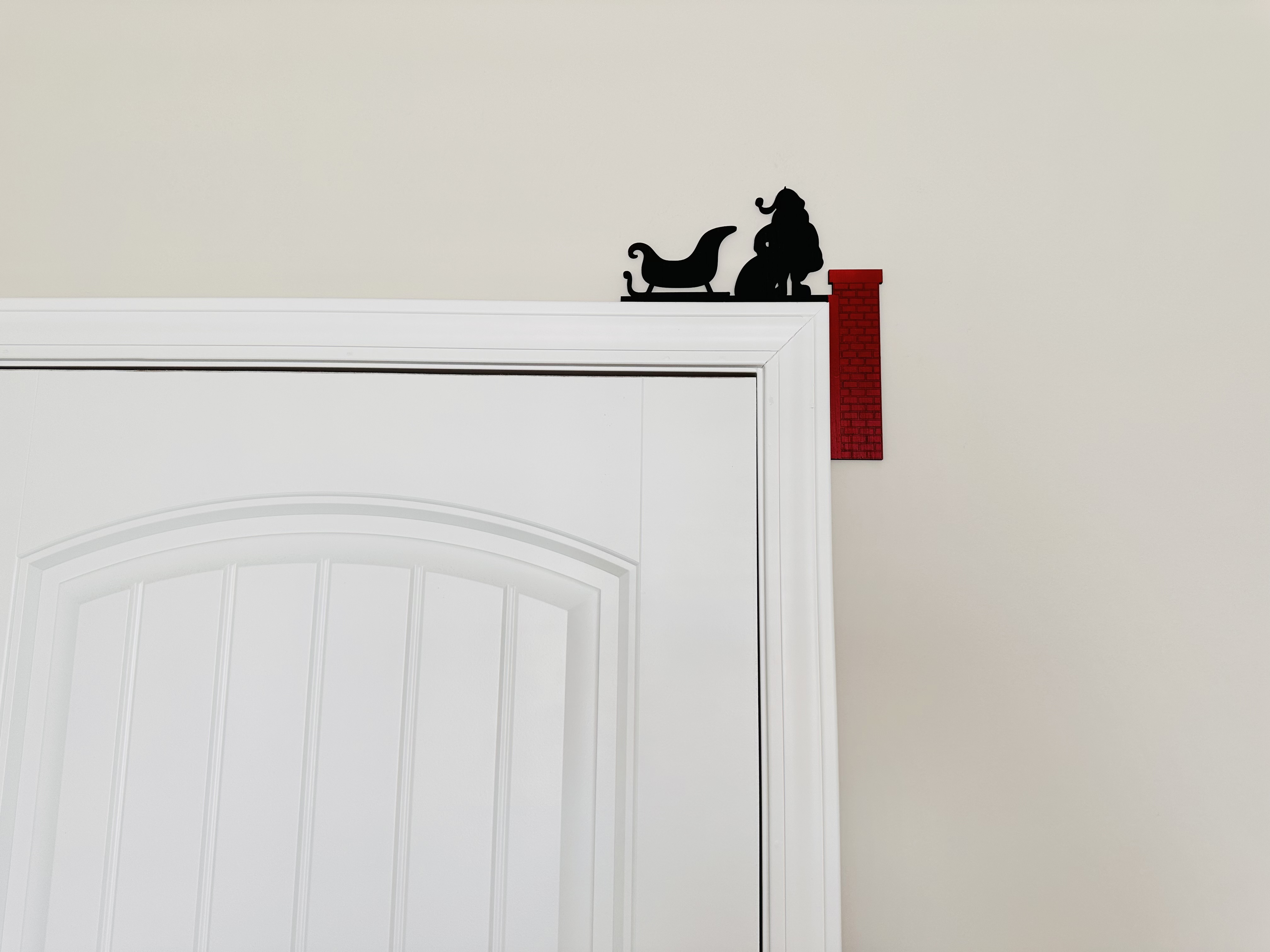 Corner Door Display - Santa on the Chimney