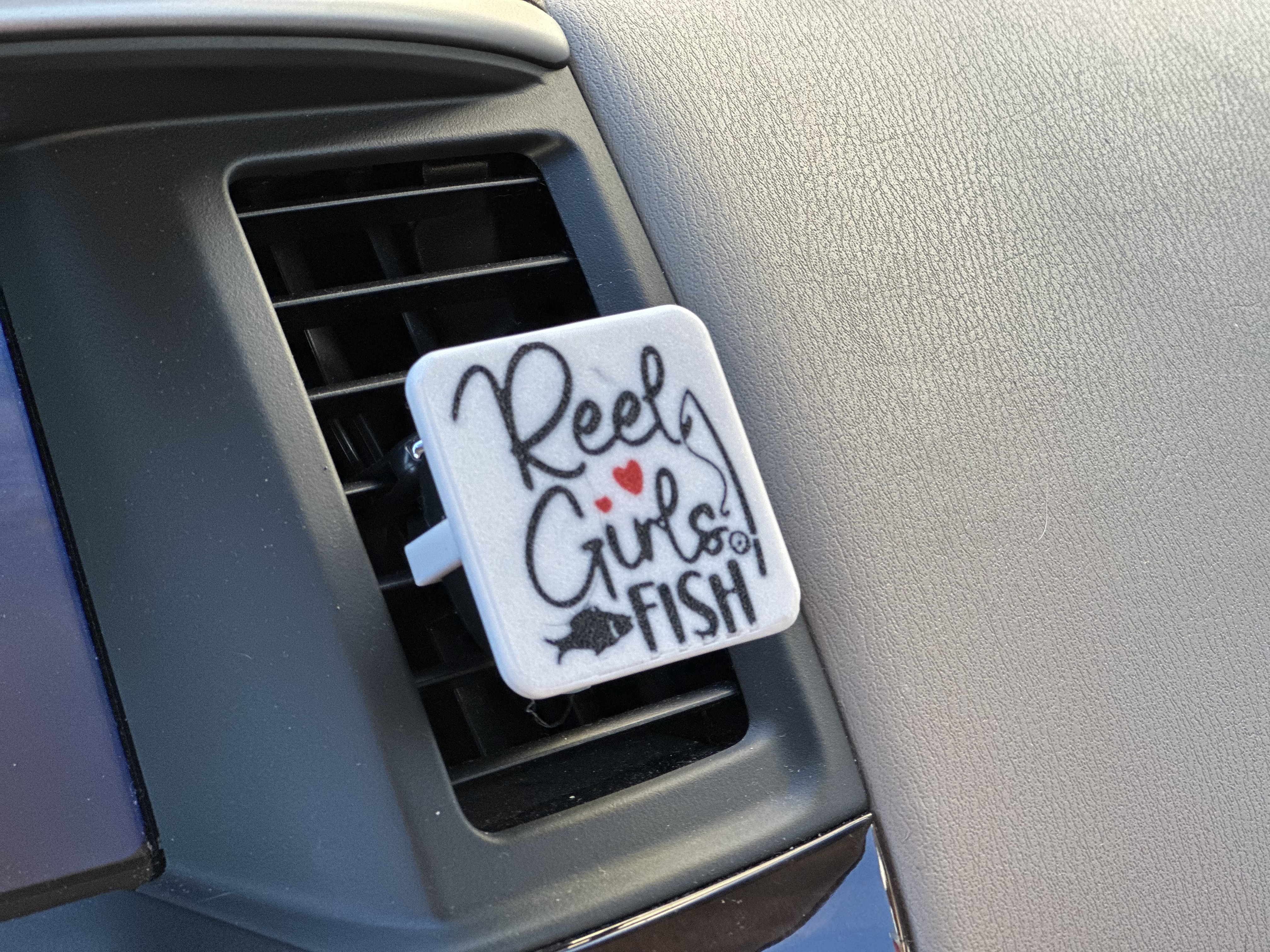 Febreze Car Clip-On - Reel Girls Fish