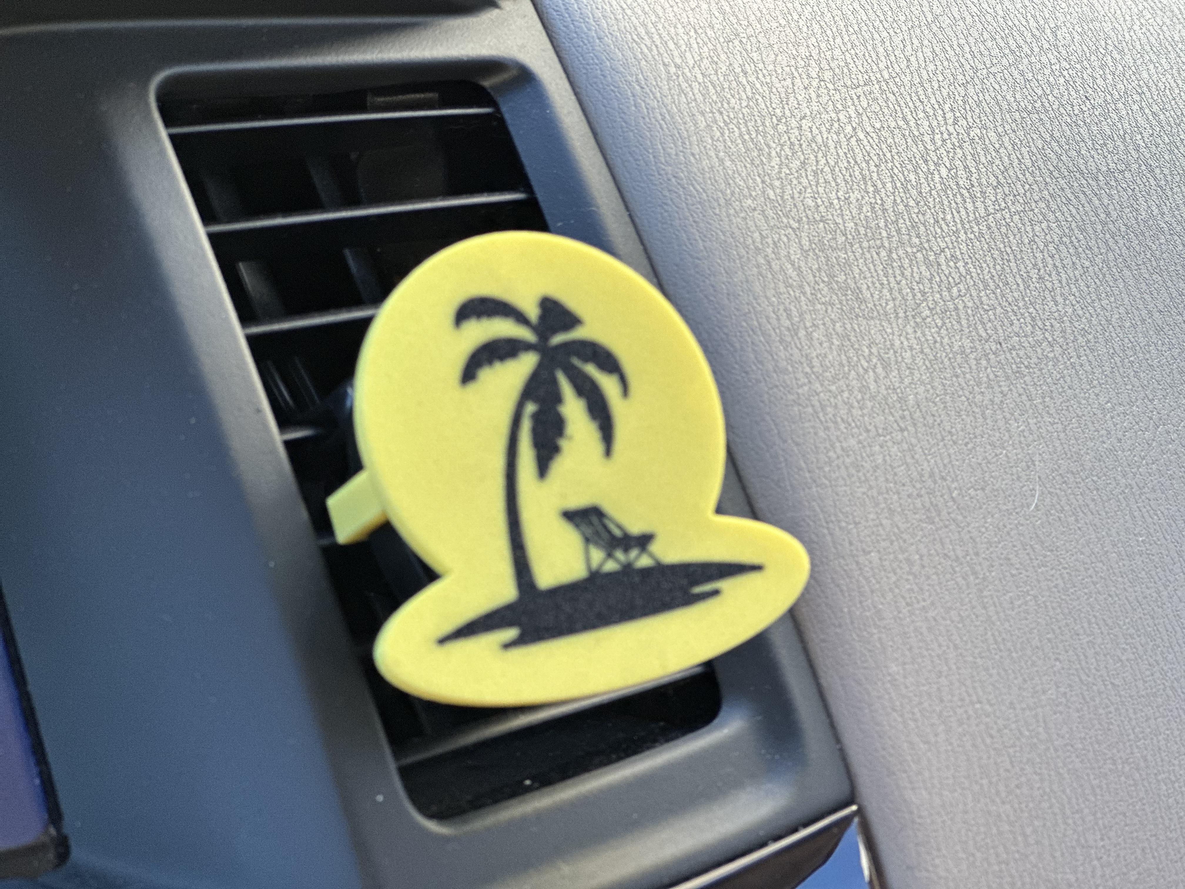 Febreze Car Clip-On - Palm Tree Silhouette 