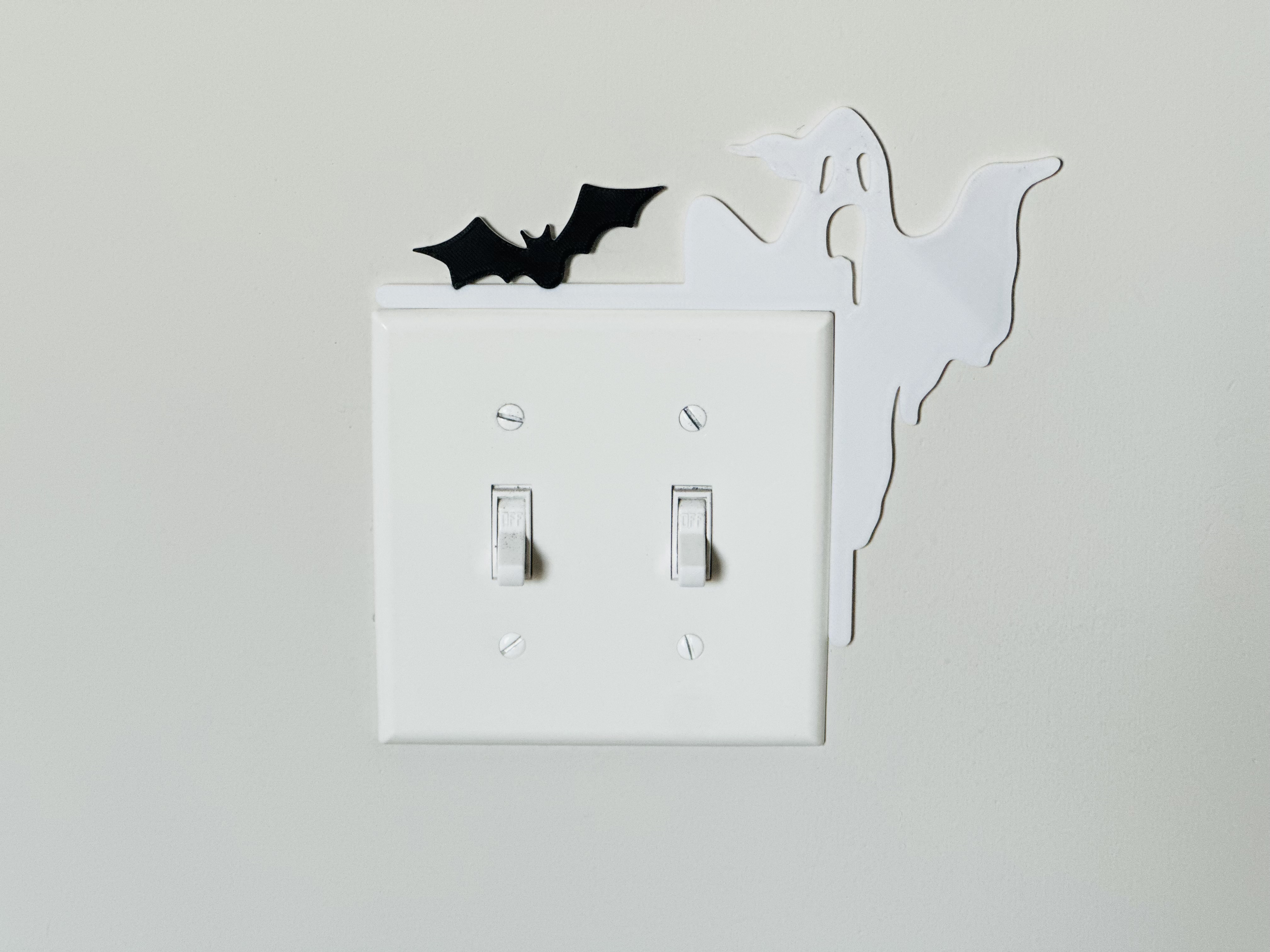 Light Switch Display - Ghost