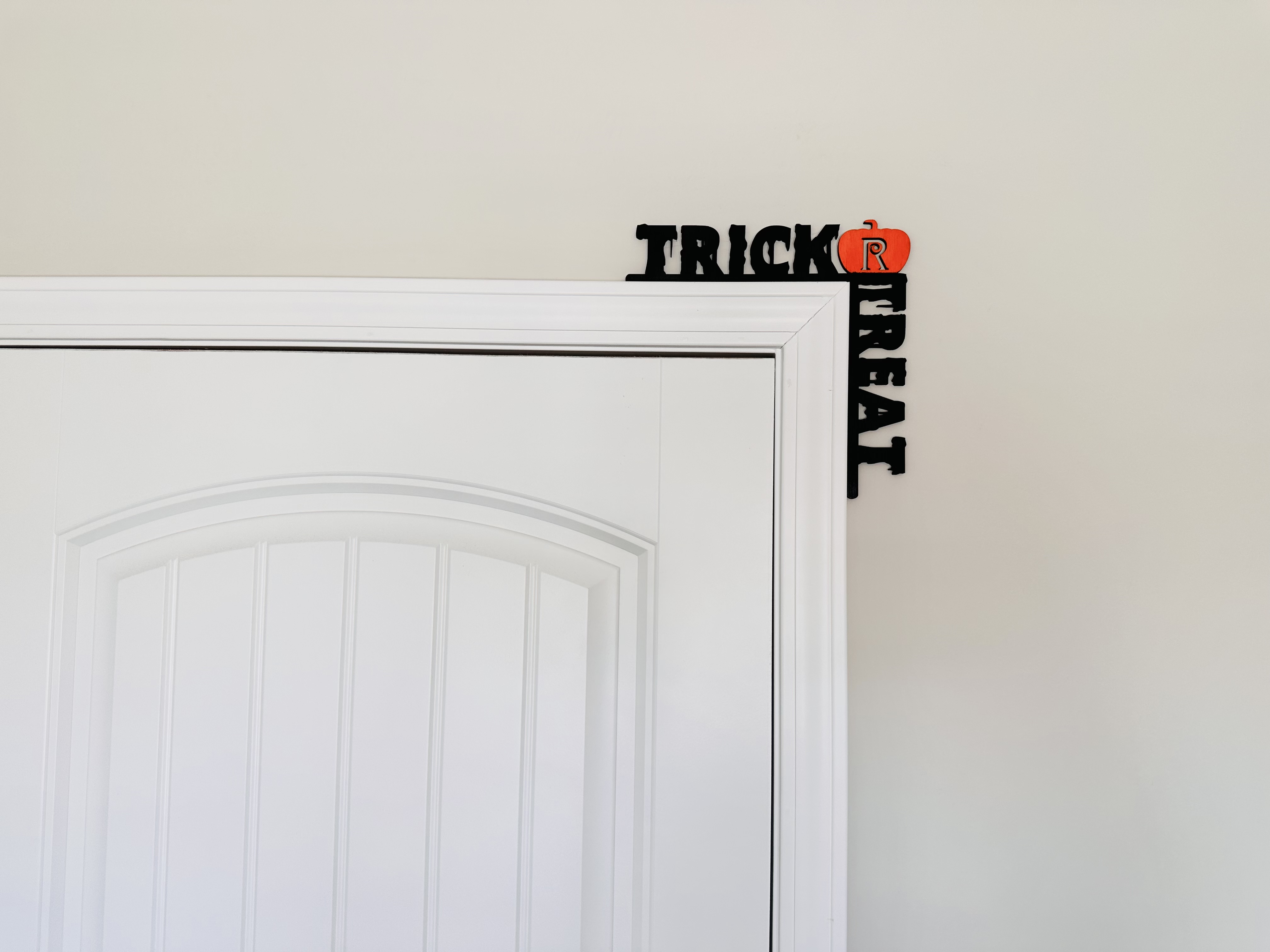Corner Door Display - Trick-or-Treat