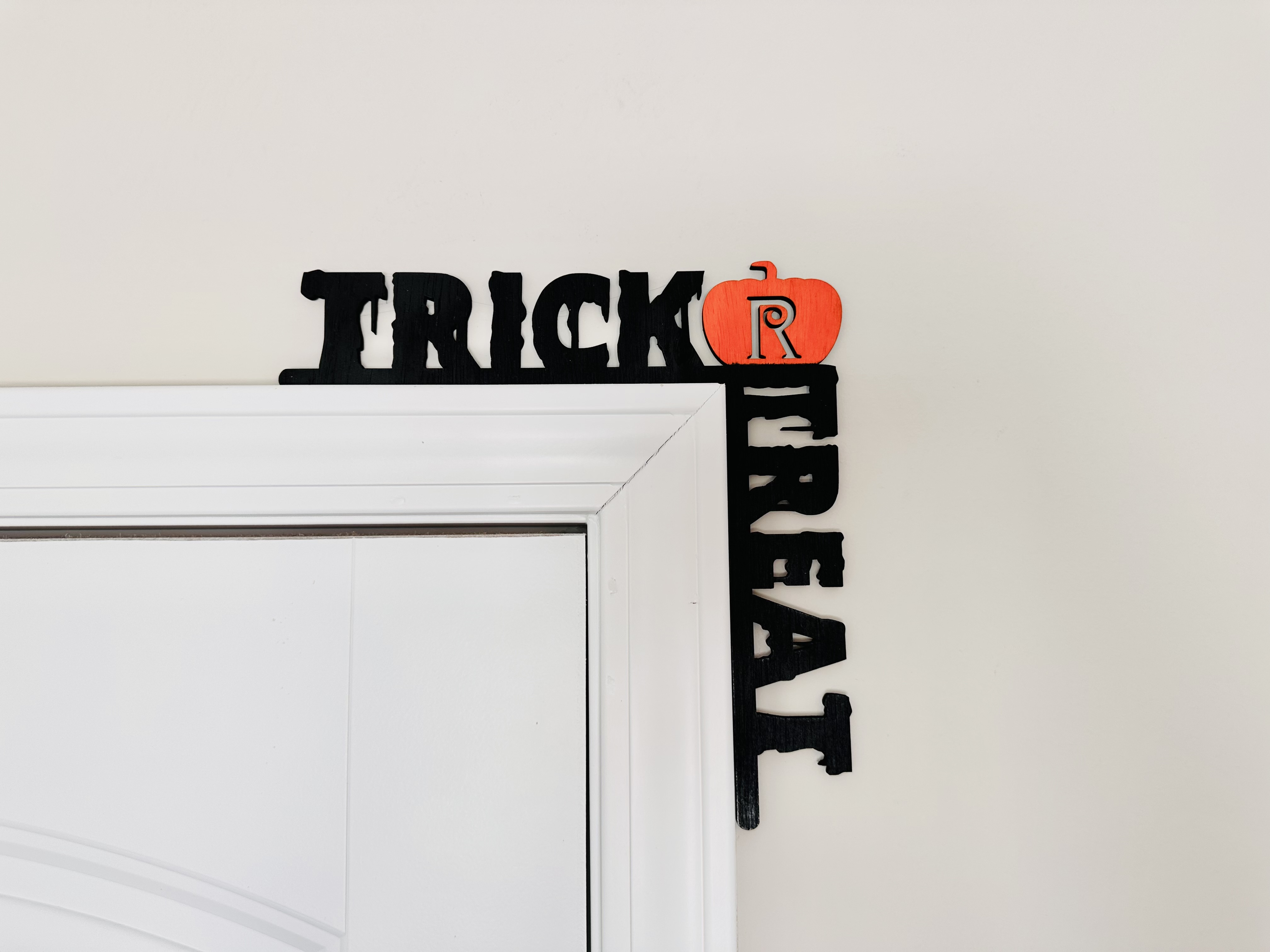 Corner Door Display - Trick-or-Treat