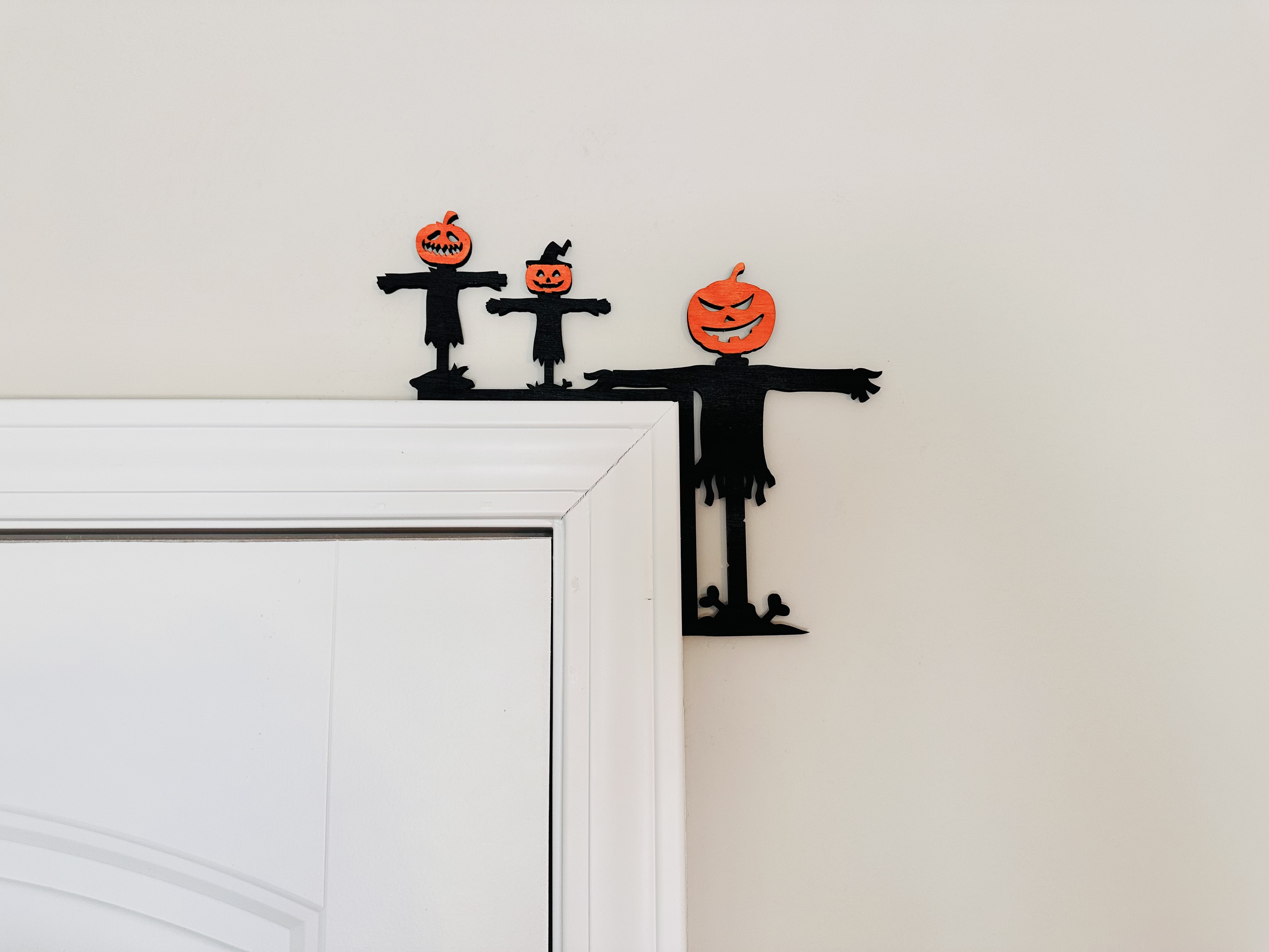 Corner Door Display - Scarecrow
