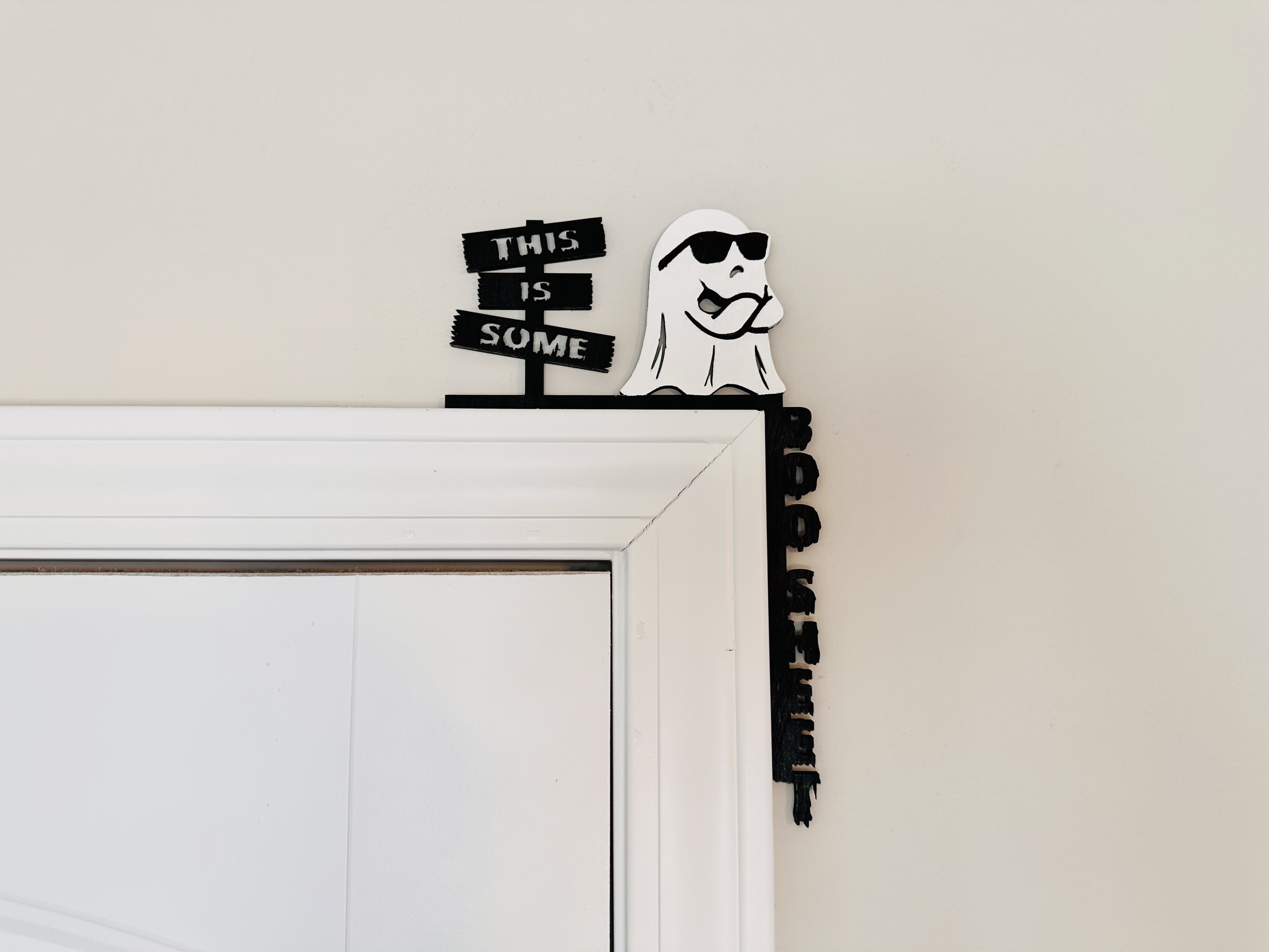 Corner Door Display - Boo Sheet