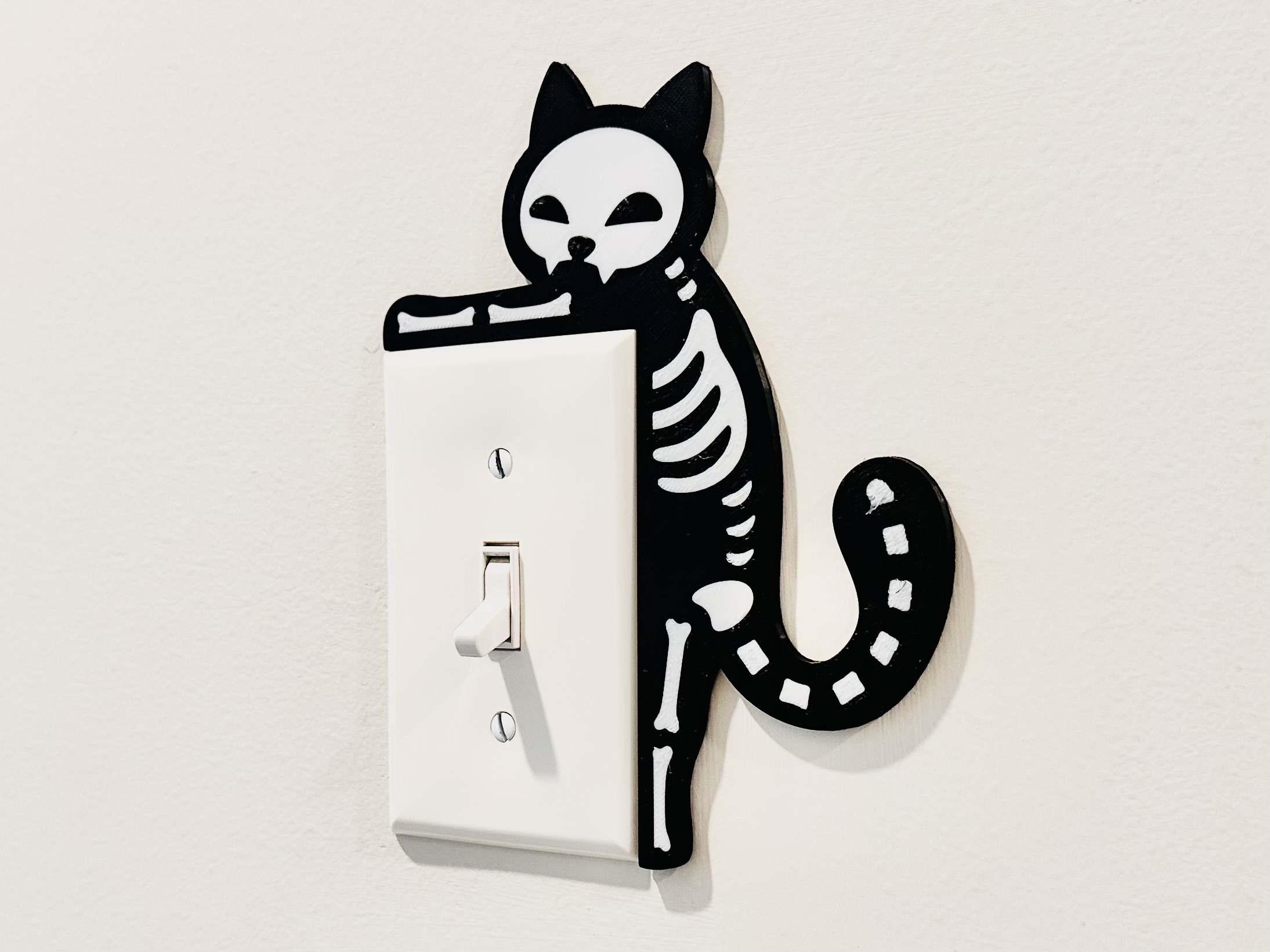 Light Switch Display - Cat Skeleton