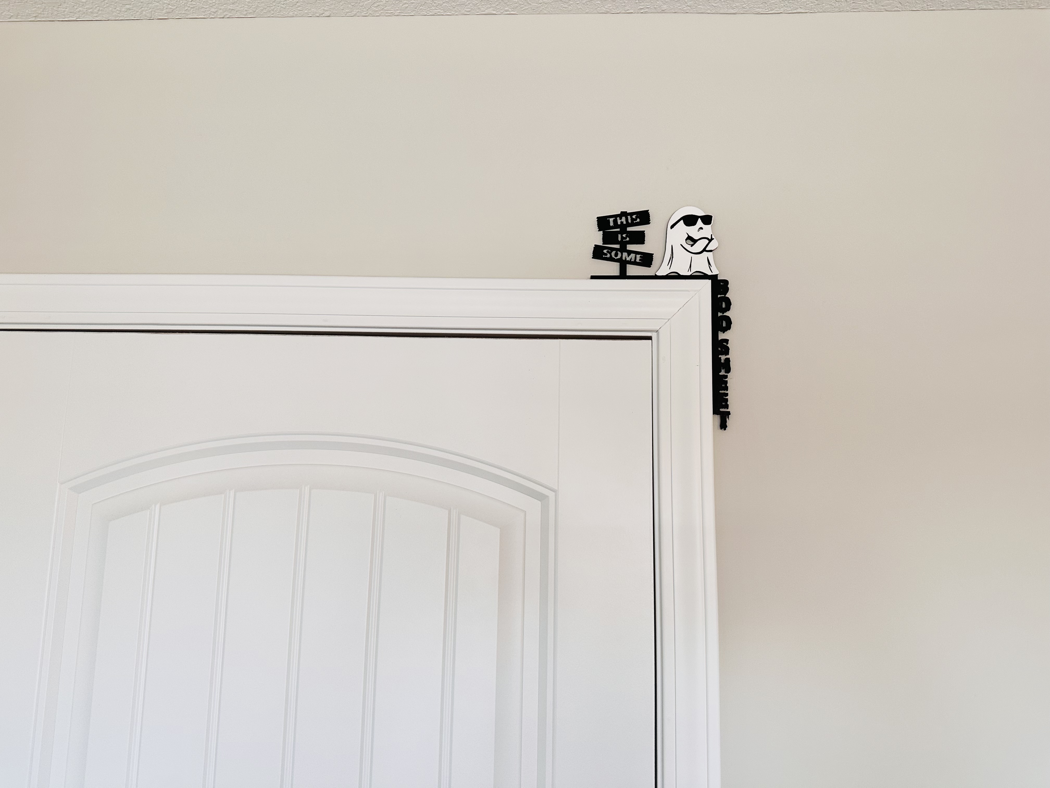 Corner Door Display - Boo Sheet