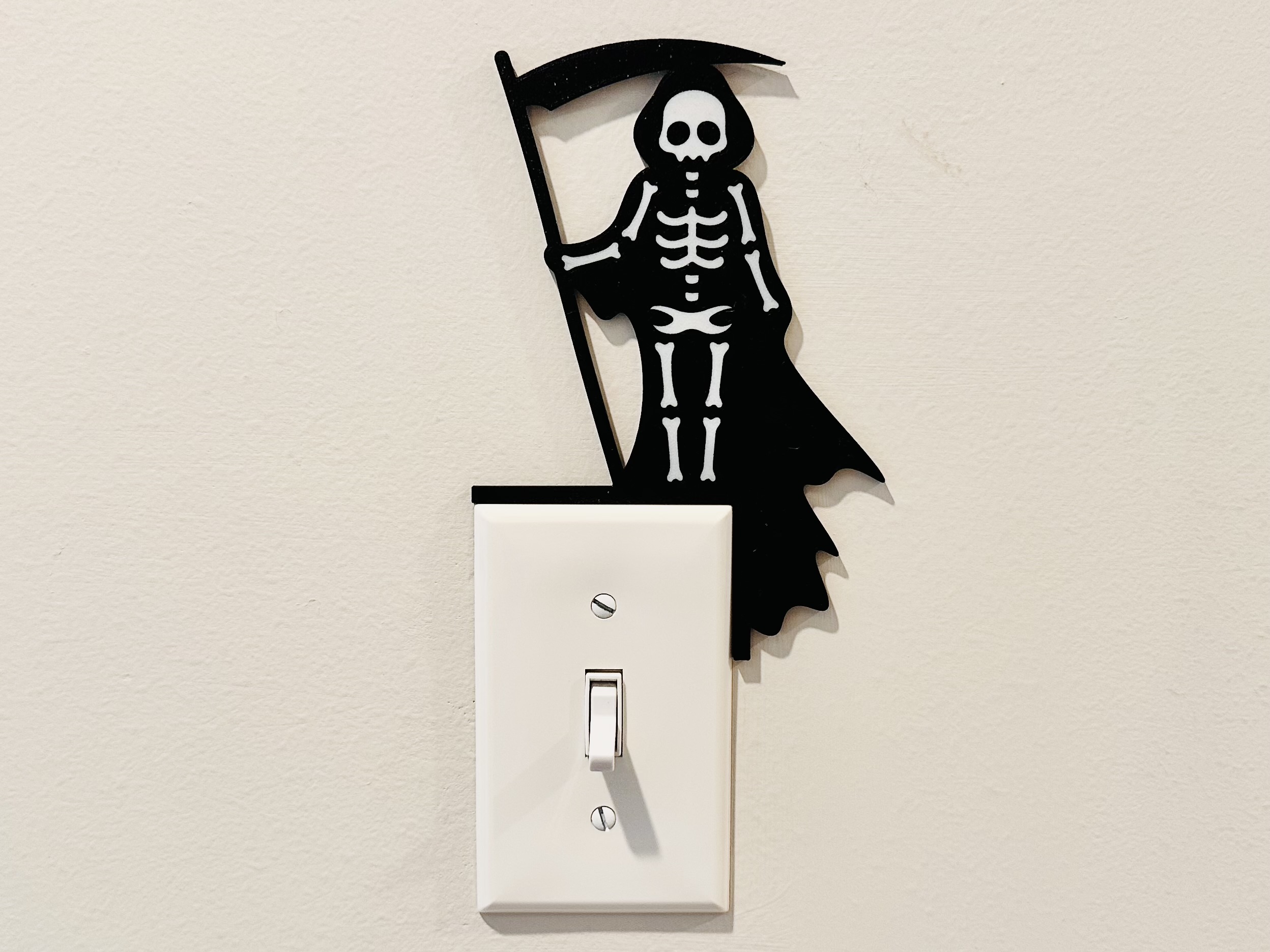Light Switch Display - Grim Reaper Skeleton