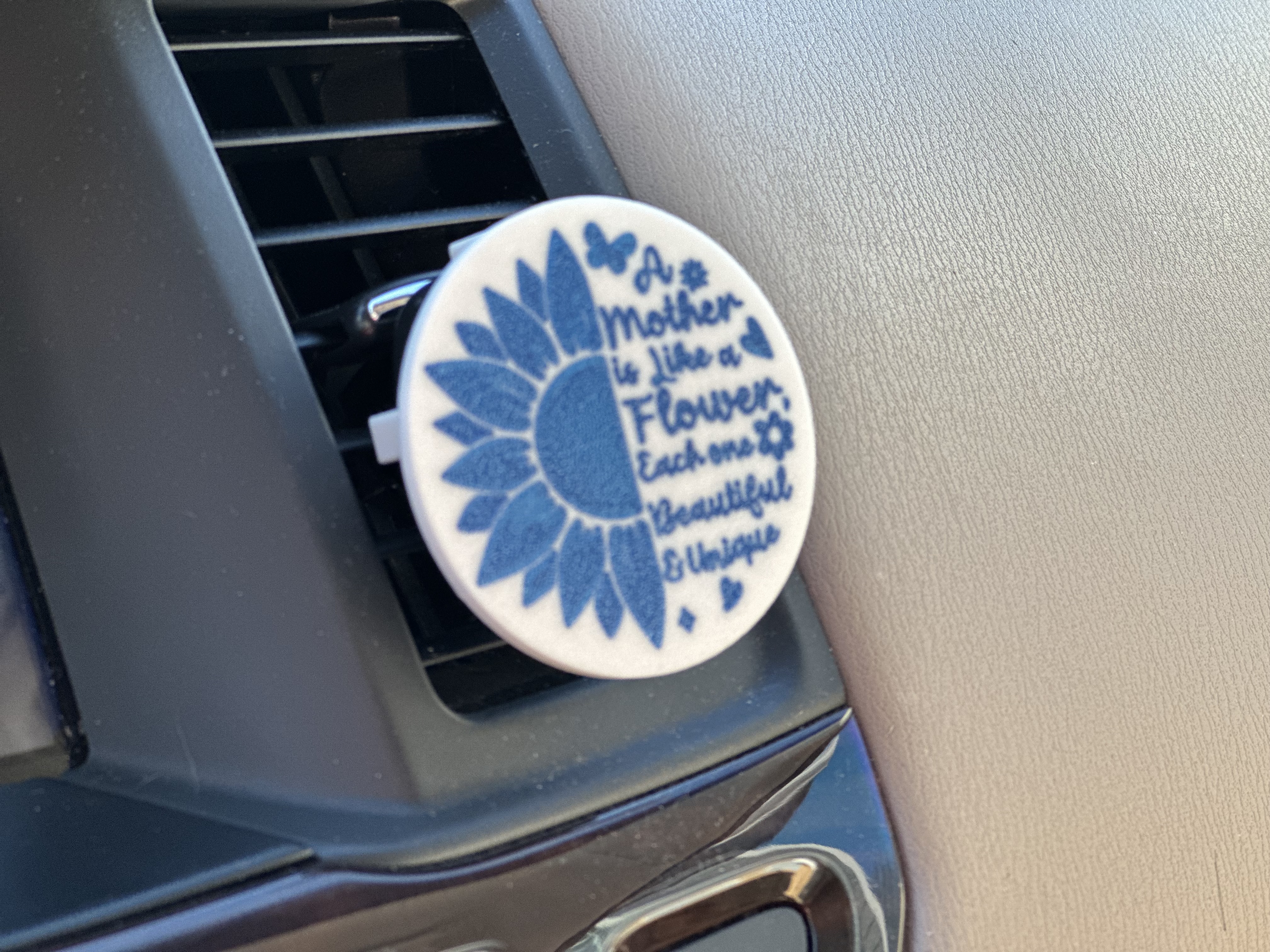 Febreze Car Clip-On - A Mother is like a Flower 