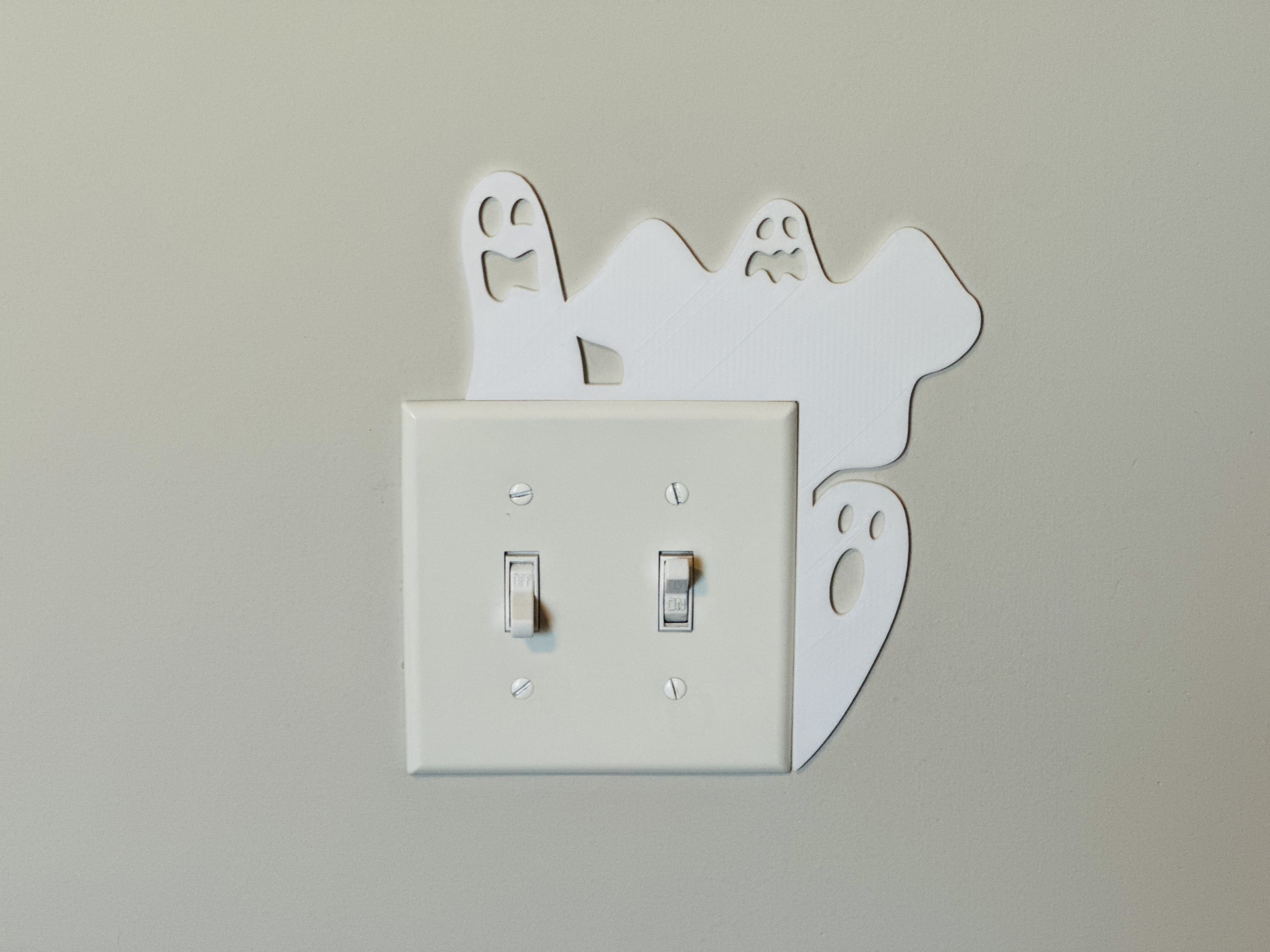 Light Switch Display - Ghost