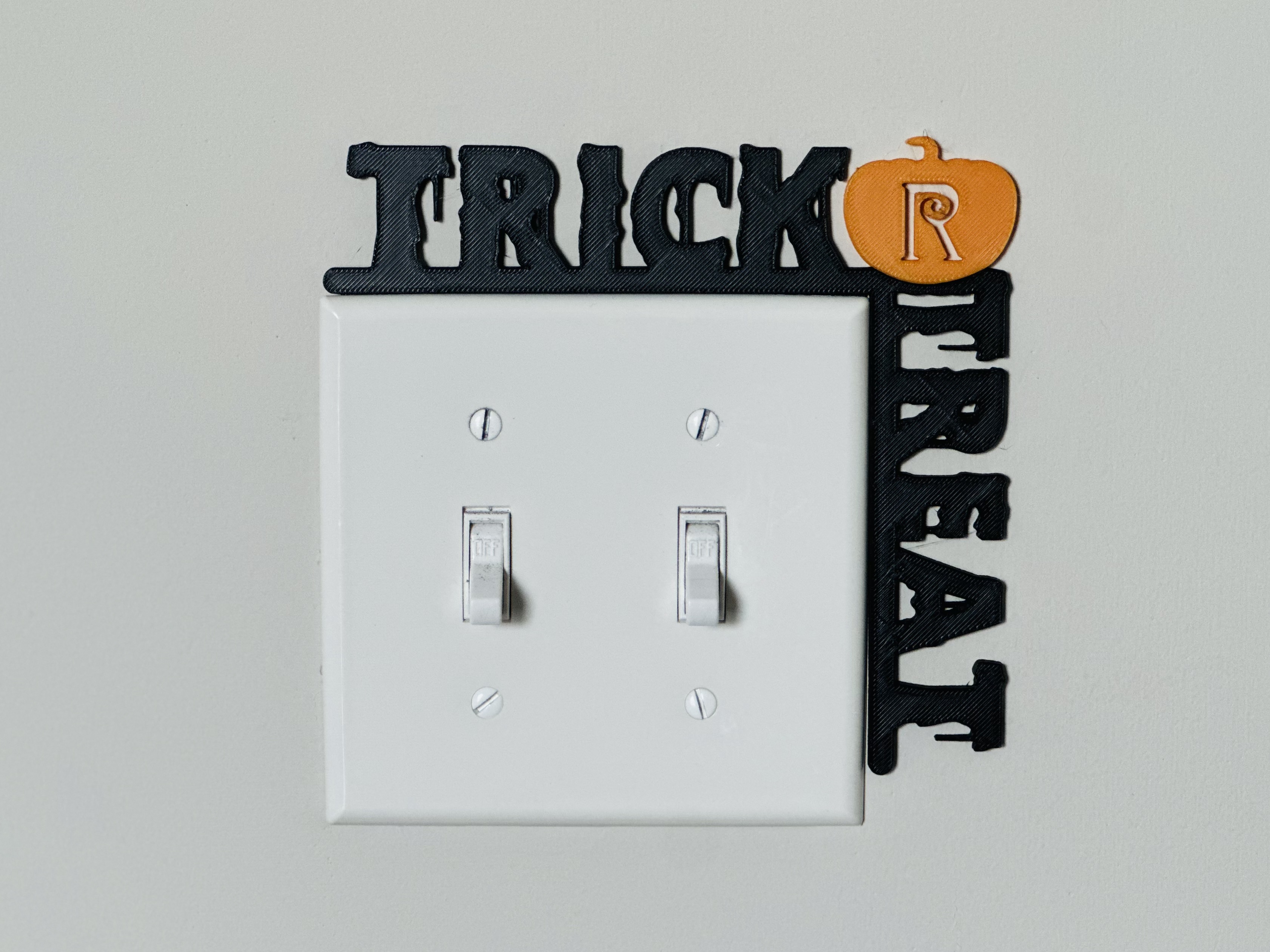 Light Switch Display - Trick-R-Treat