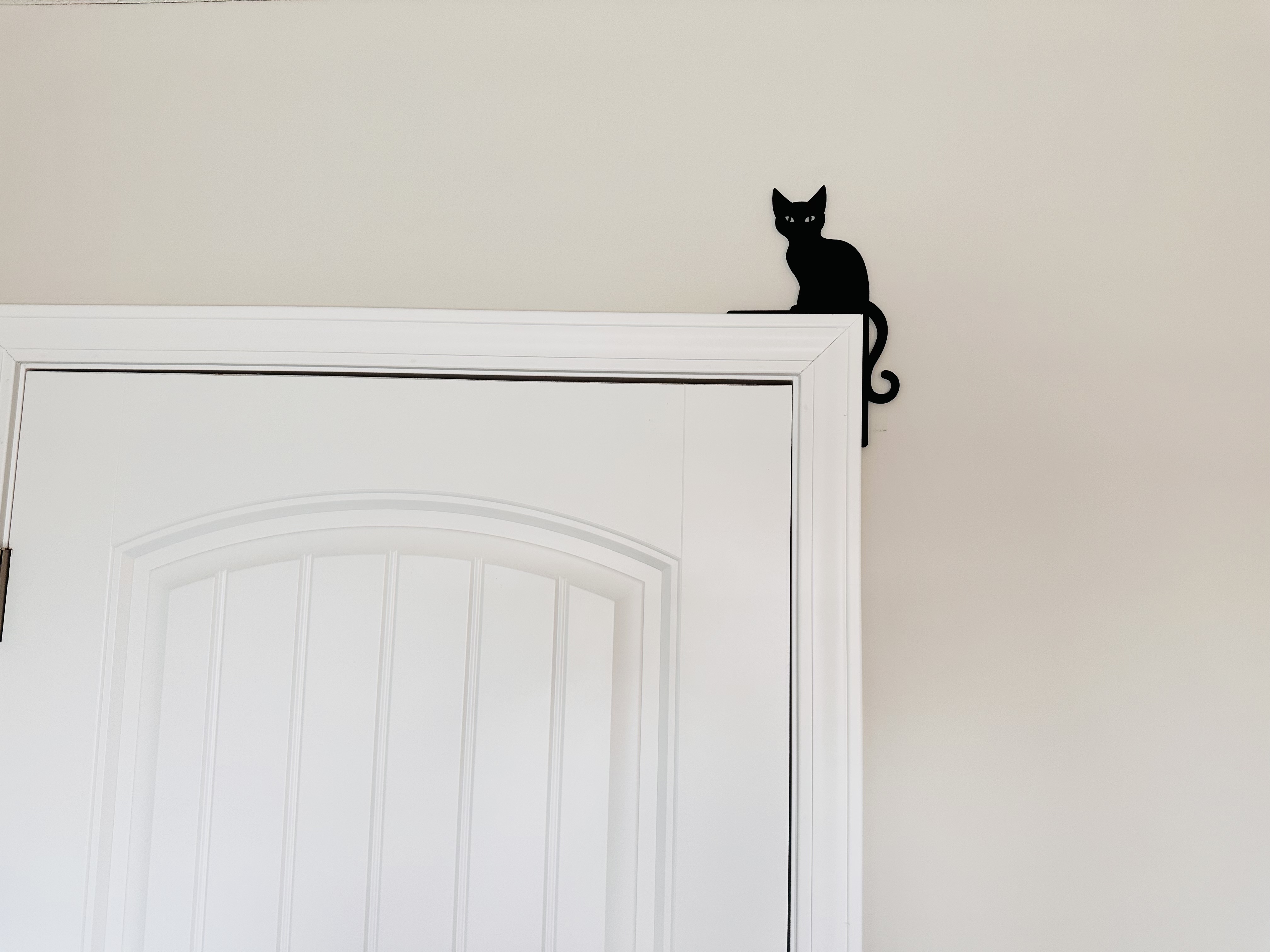 Corner Door Display - Black Cat Silhouette