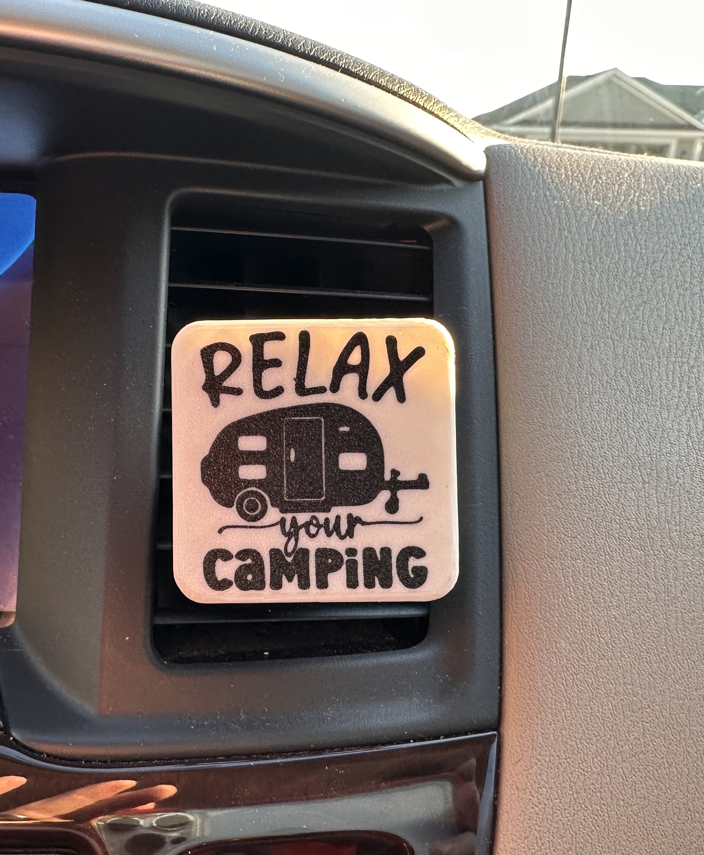 Febreze Car Clip-On - Relax your Campimg