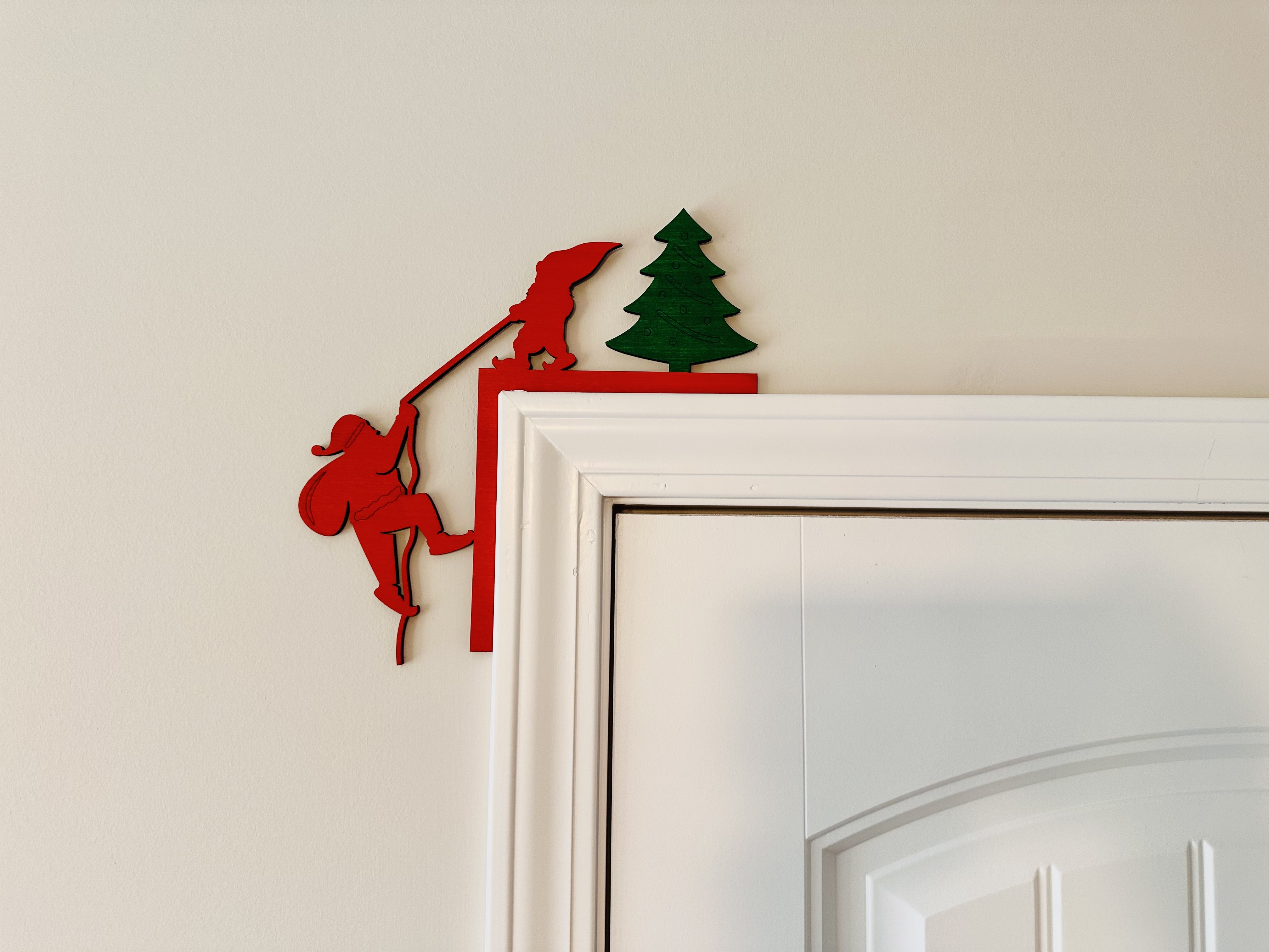 Corner Door Display - Elf Helping Santa