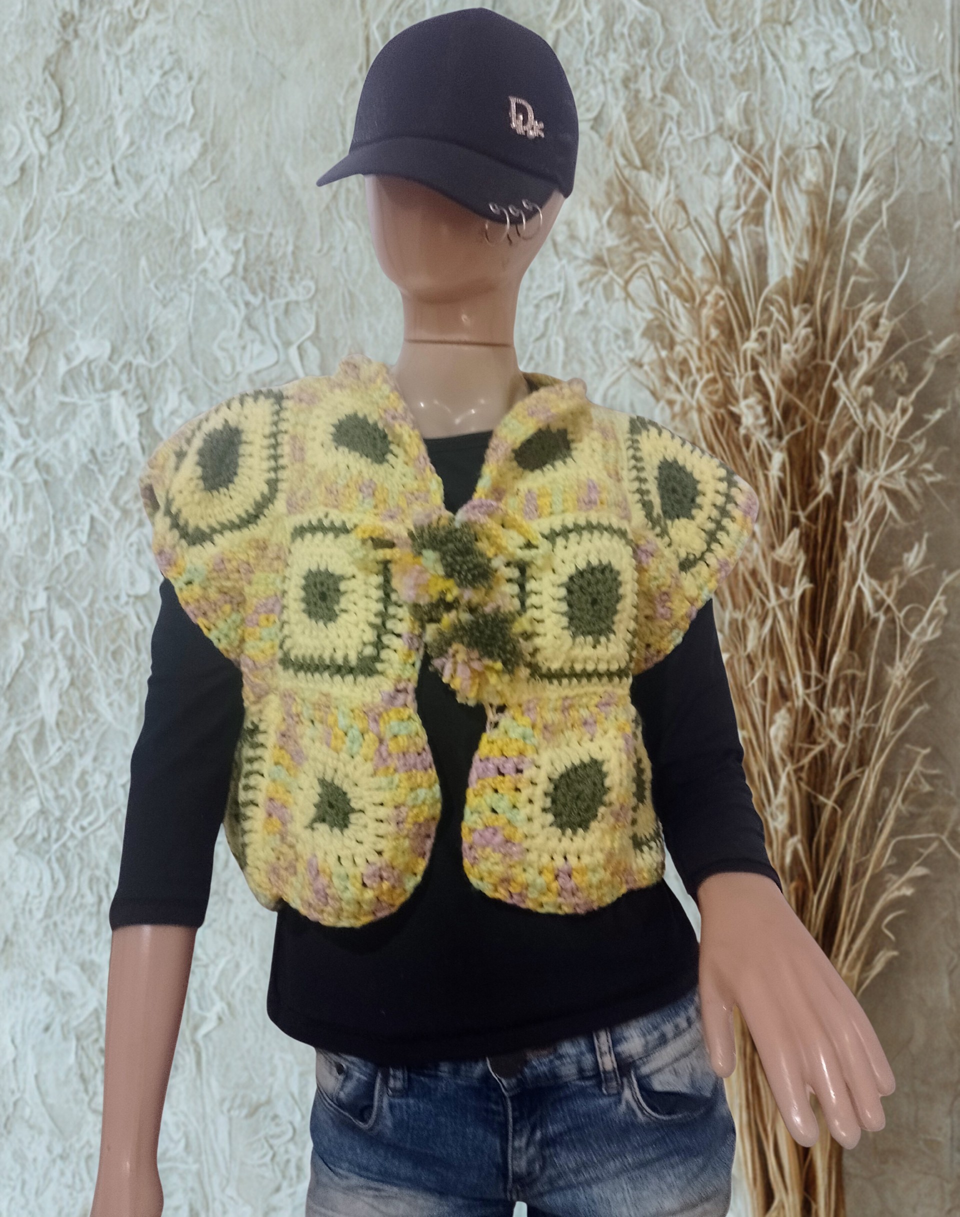 Chaleco tejido a crochet