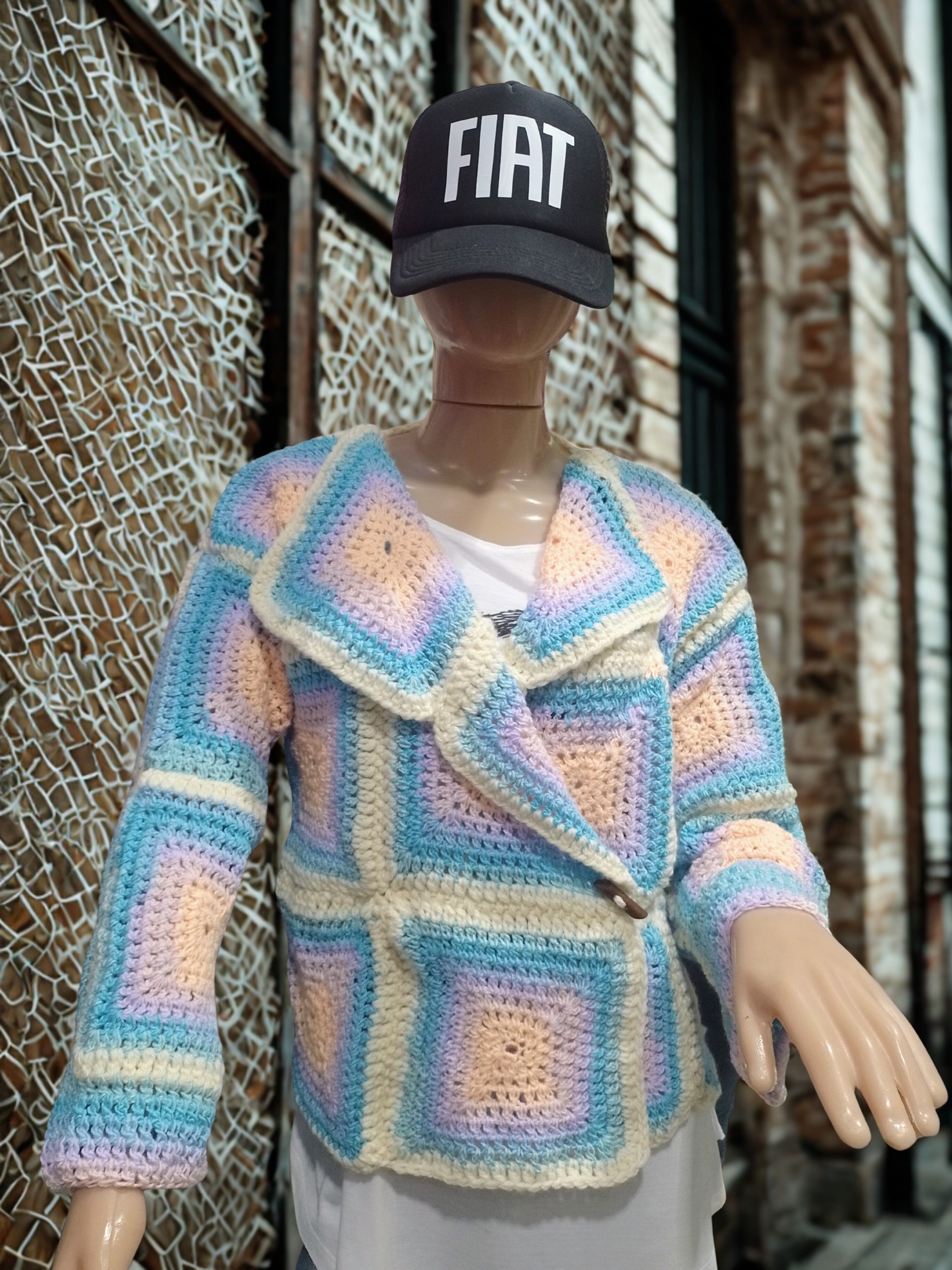 Chamarra de ganchillo multicolor