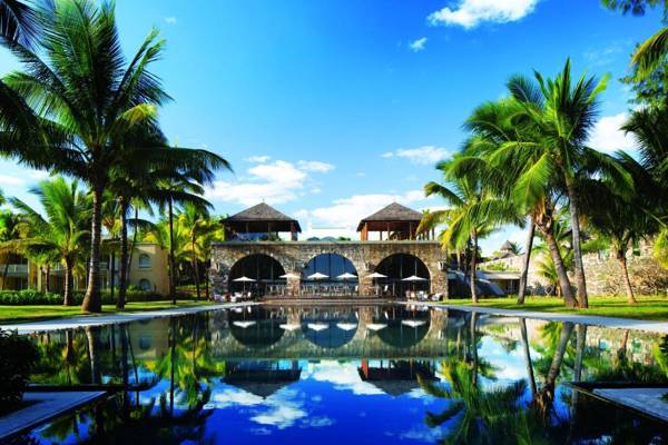 Outrigger Mauritius Beach Resort *****