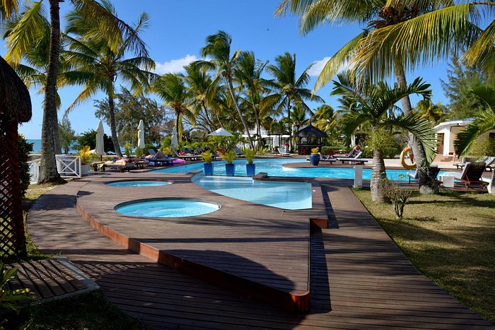 Coral Azur Beach Resort***