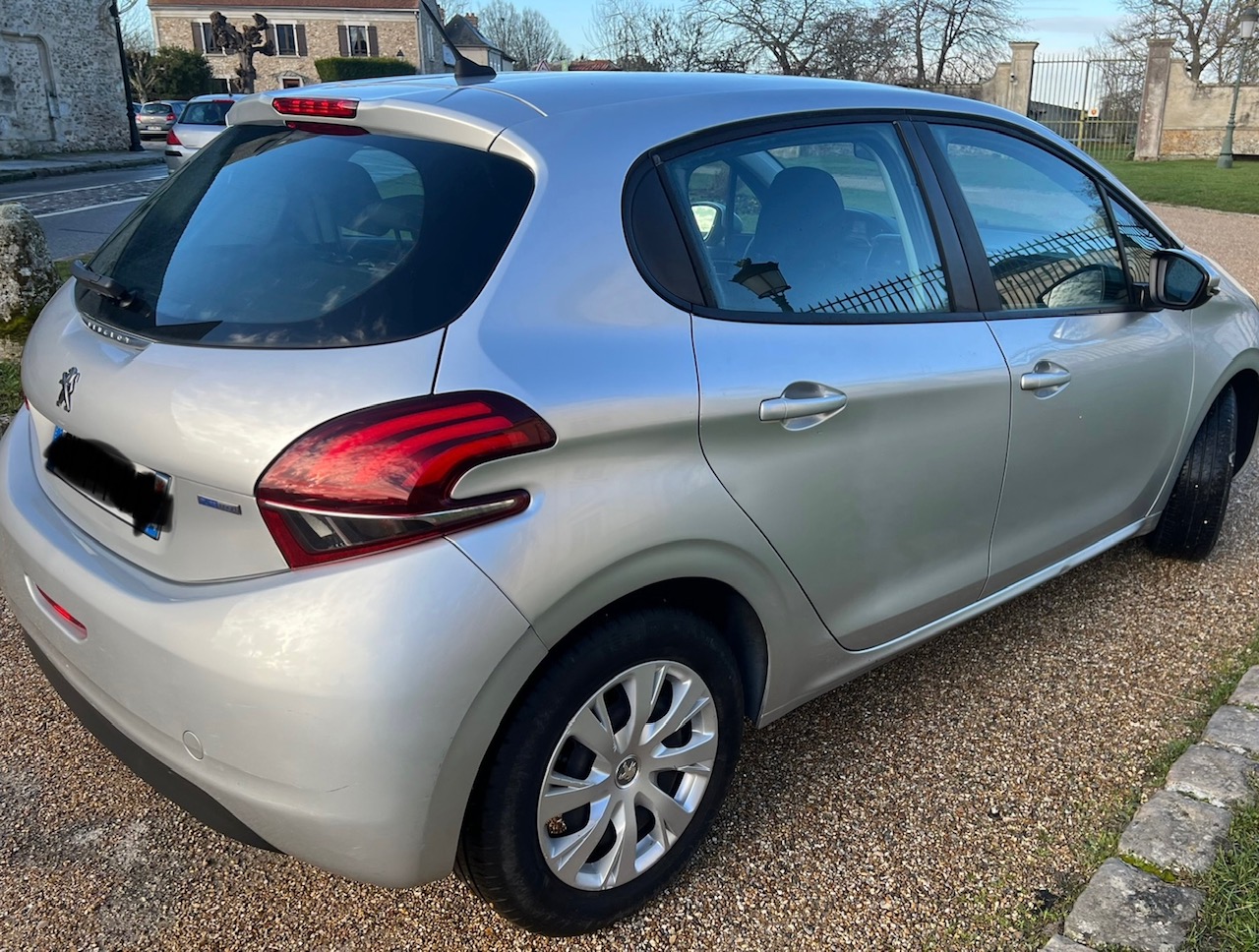 Peugeot 208 1.0 Puretech 68cv