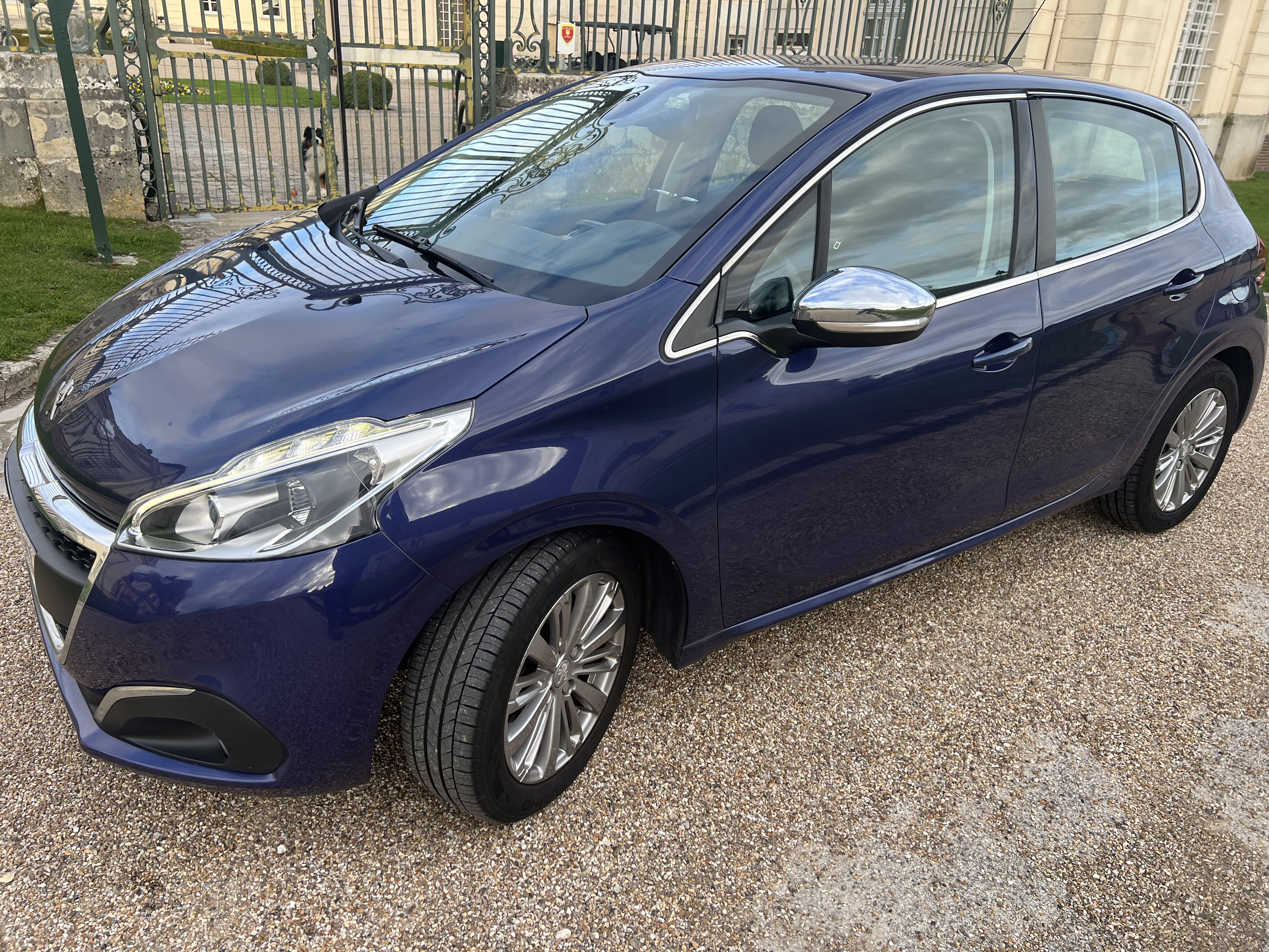 208 Allure 2016 76000km