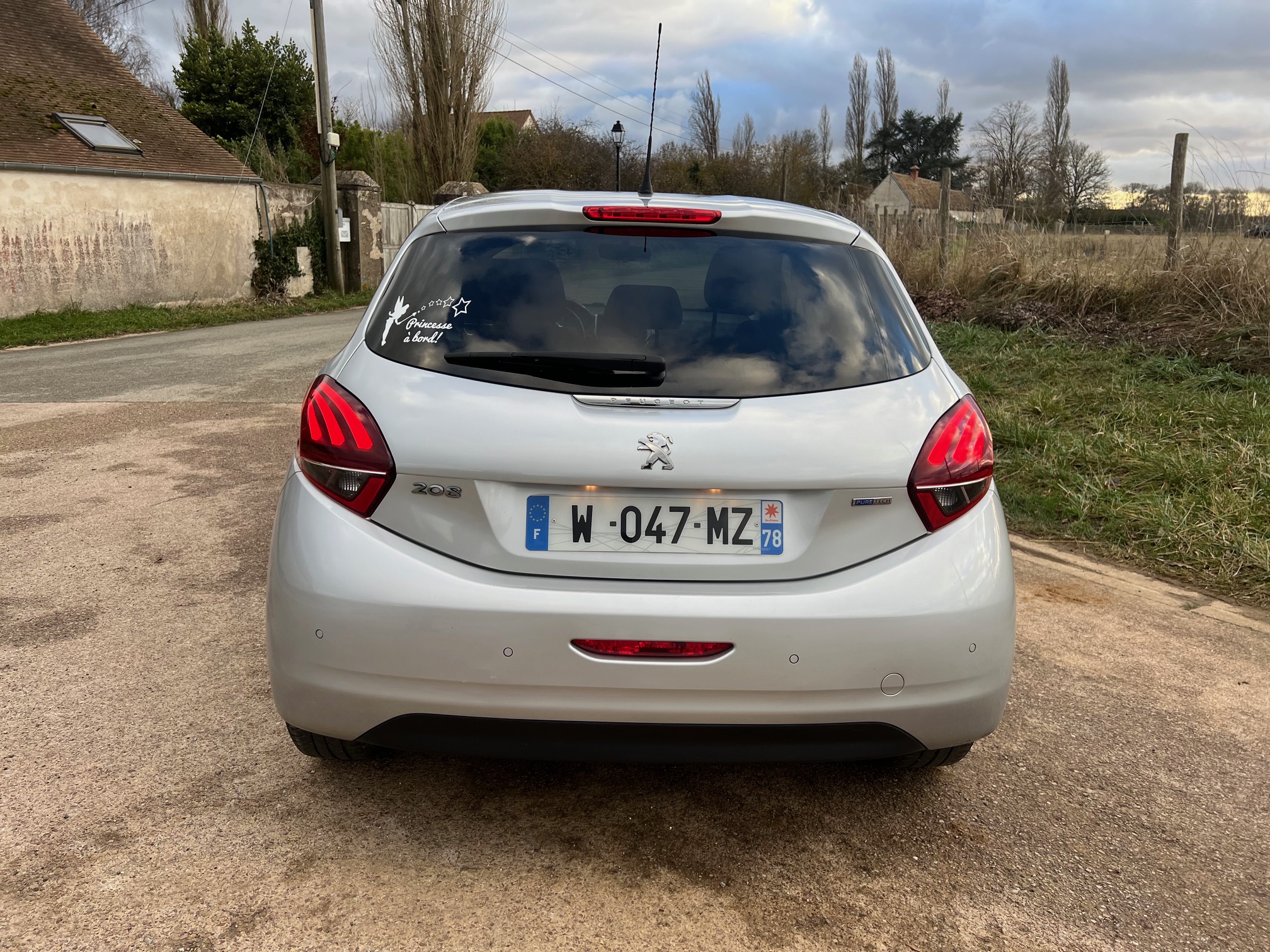 Peugeot 208 1.2 Purectech 82 cv