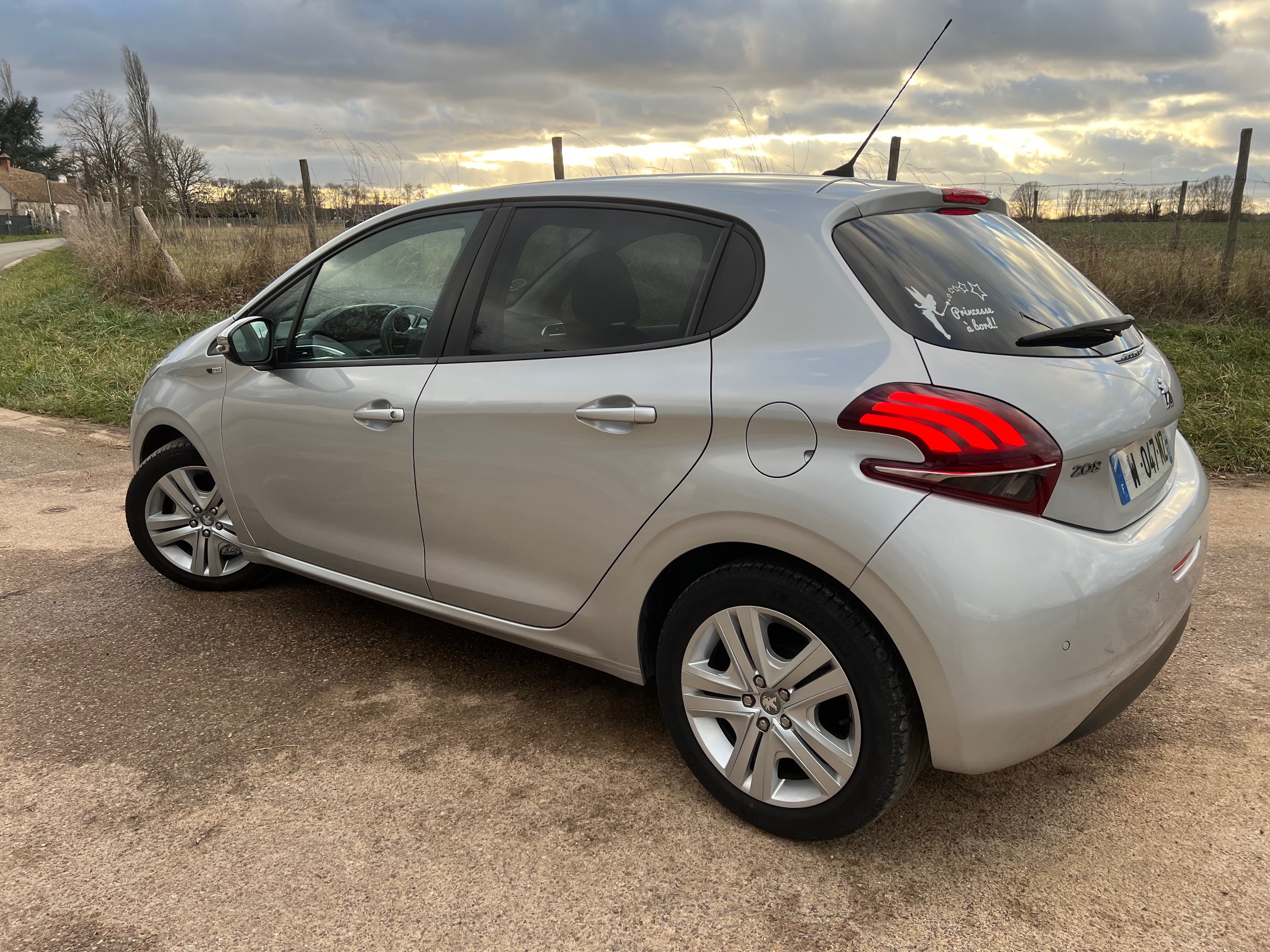 Peugeot 208 1.2 Purectech 82 cv