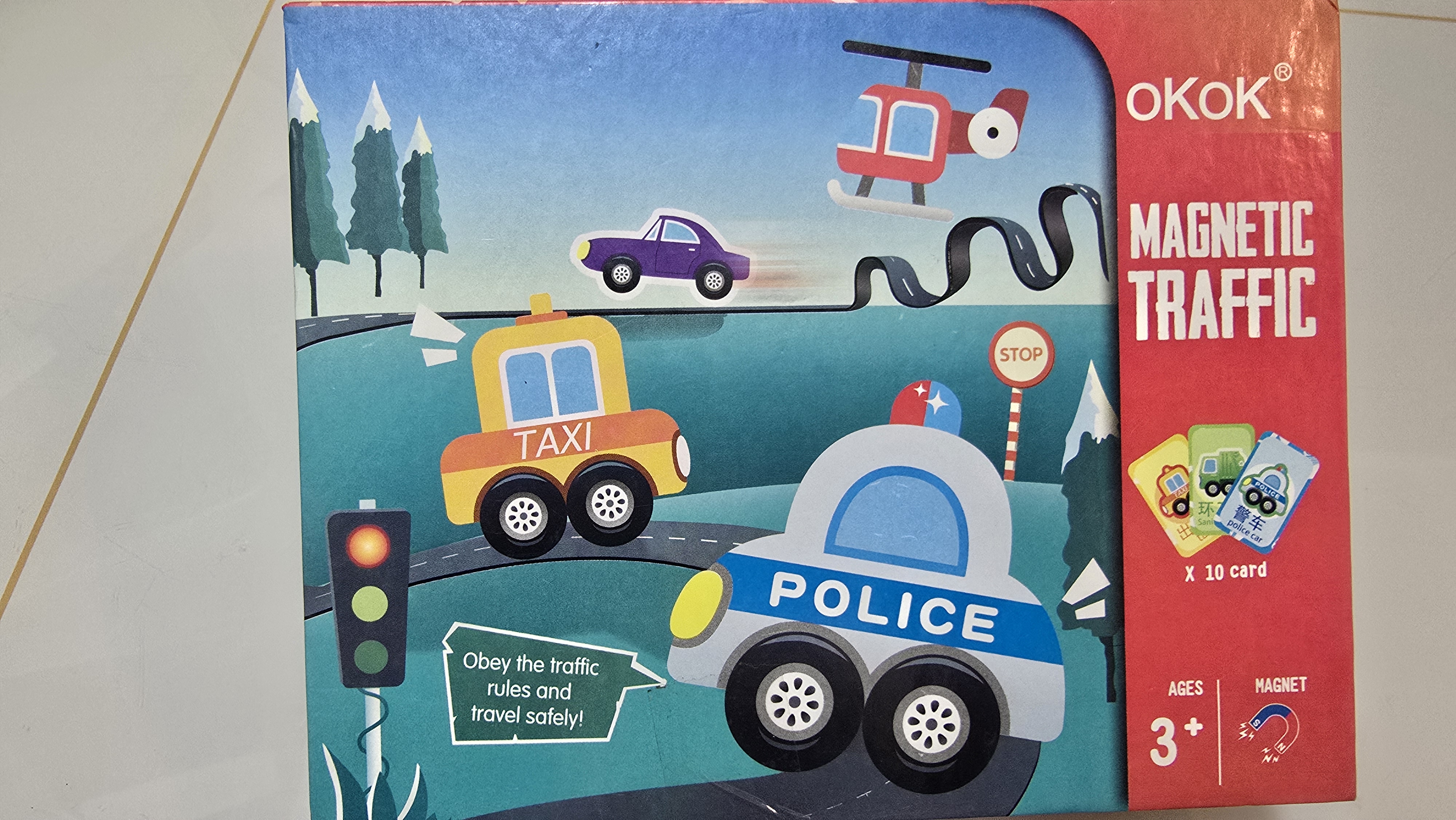 Magnetic Traffic Play Set