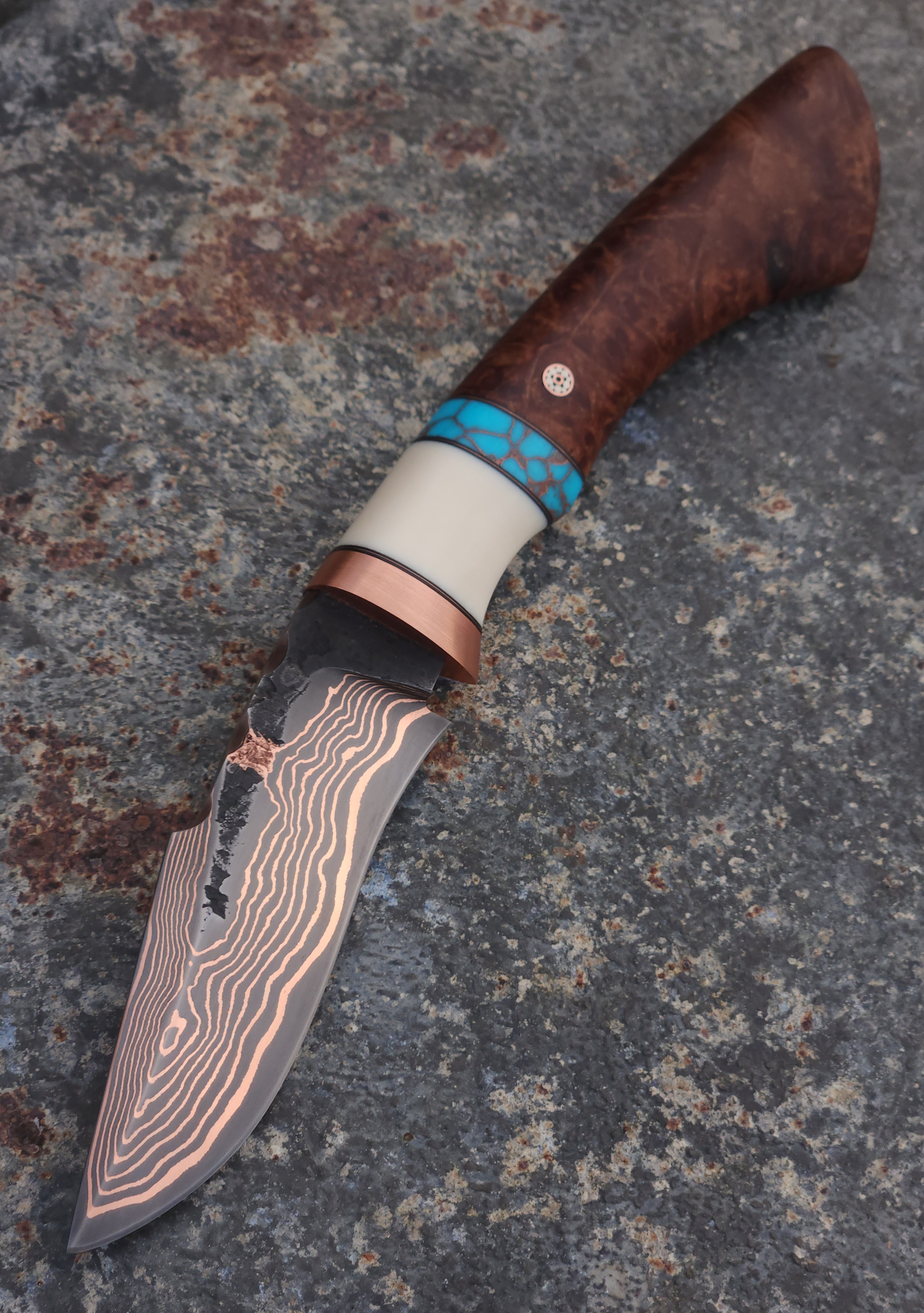Low-Layer Copper Damascus Hunter 1