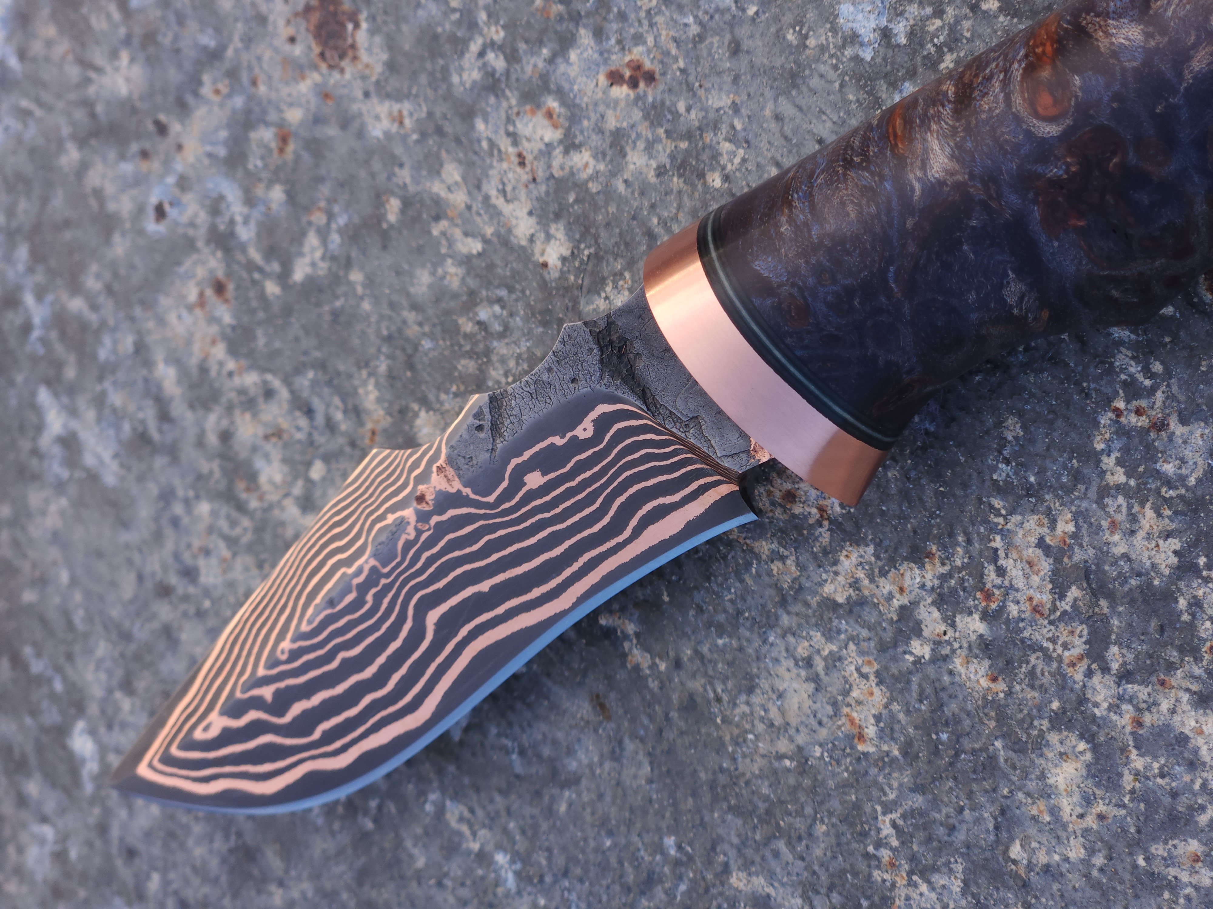 Copper Damascus Hunter (Blue Maple)