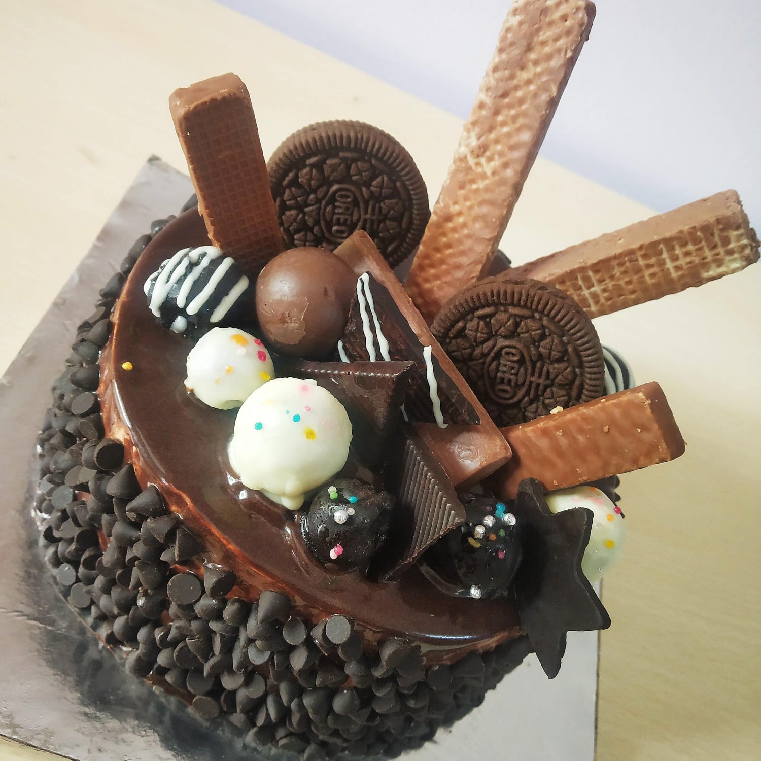 Chocolate Deluxe Cake