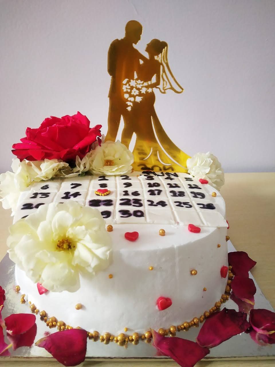 Custom Wedding Calendar Cake