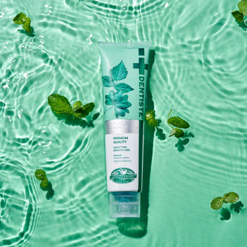 DENTISTE New Plus White Toothpaste 