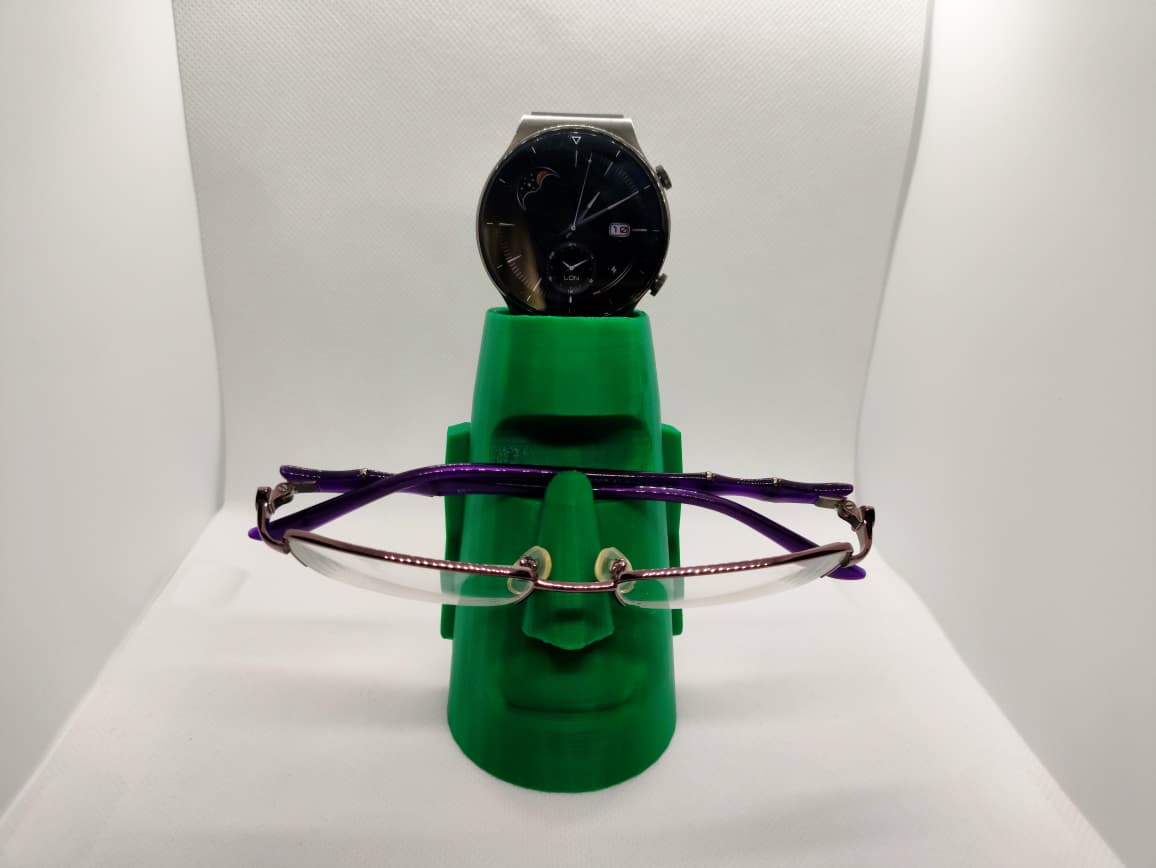 Stone man holder