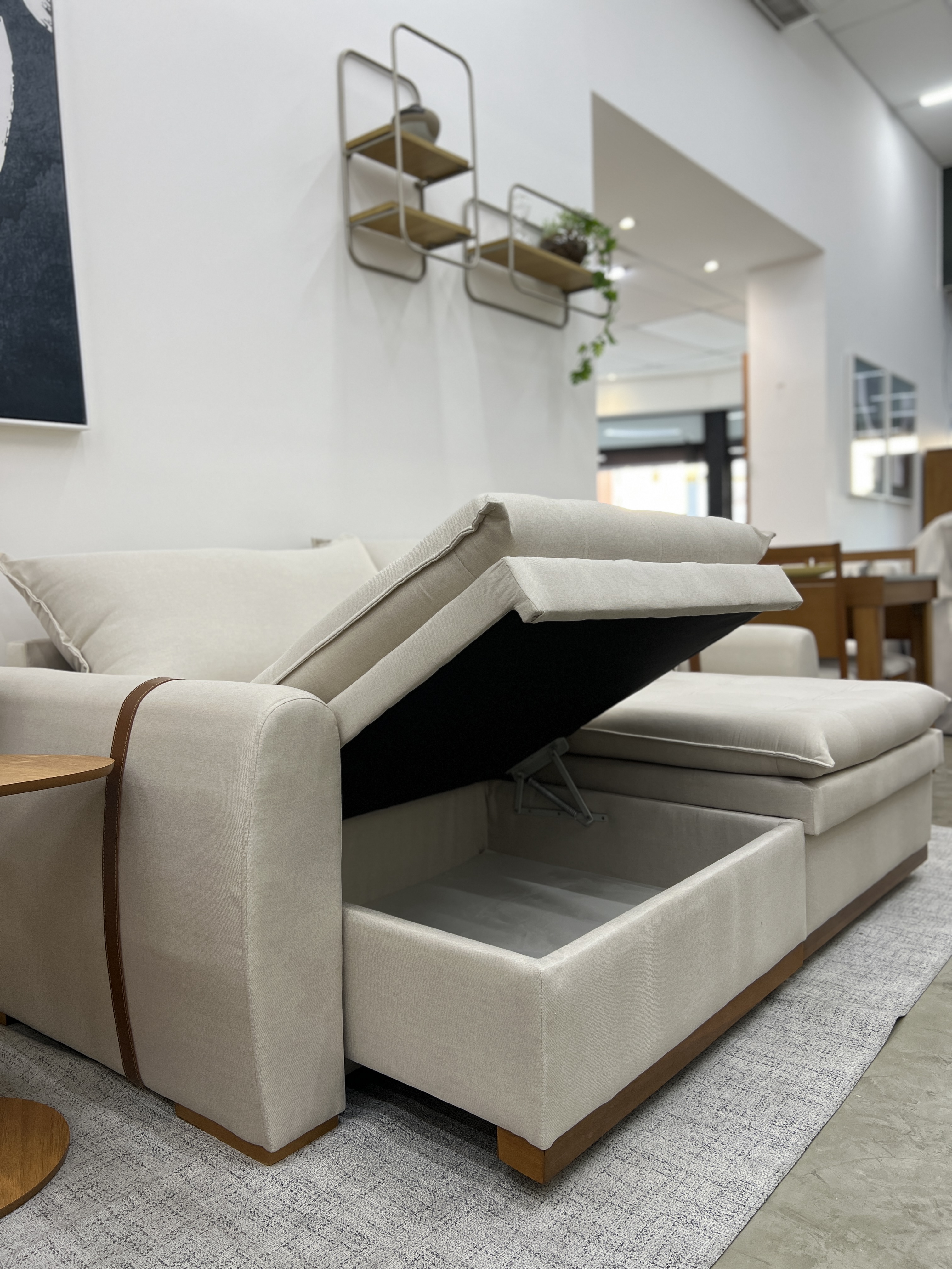 Sofá Hórus (baú) 220